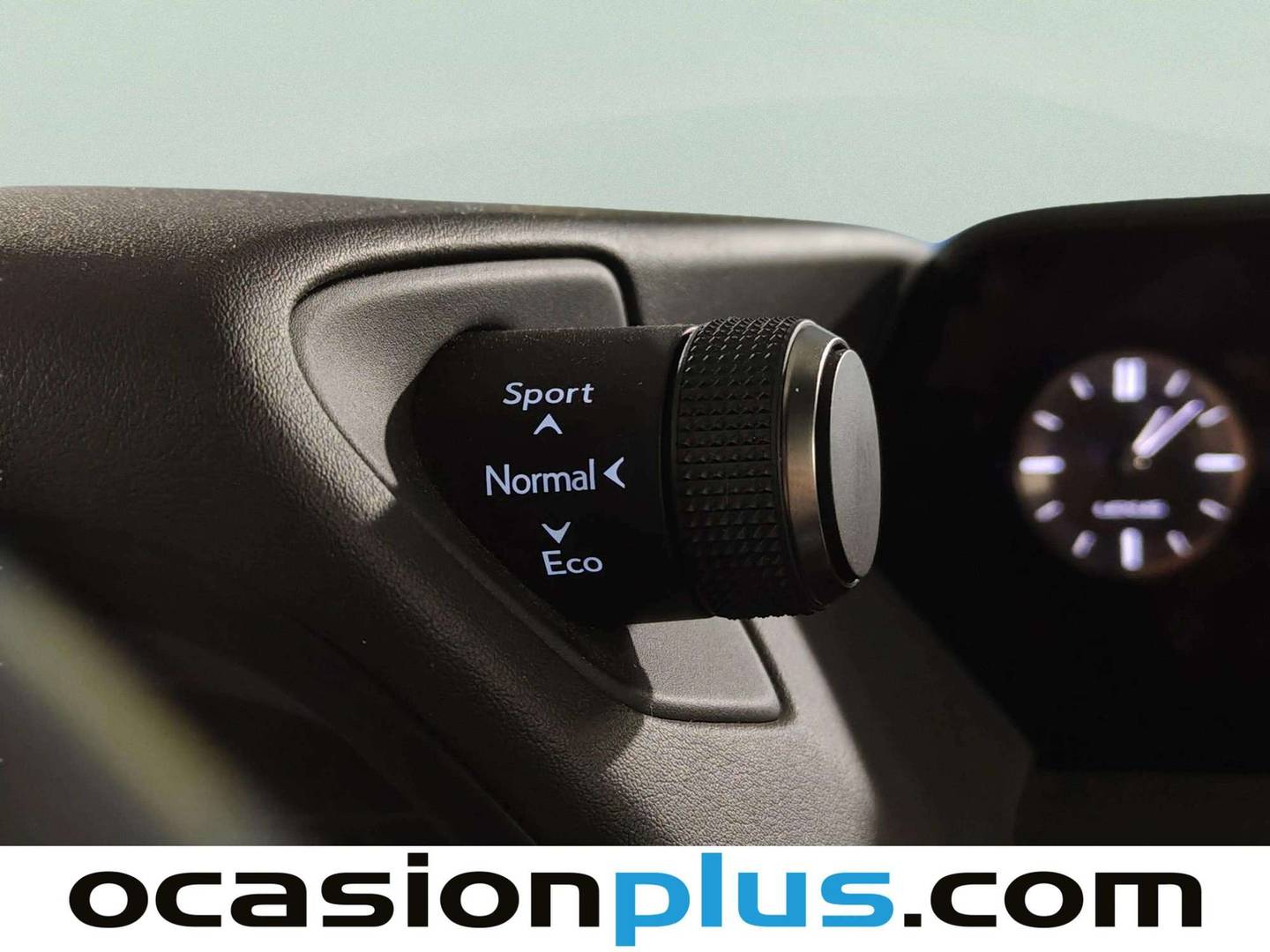 Lexus UX Lexus UX 250h Luxury (184 CV) de ocasión