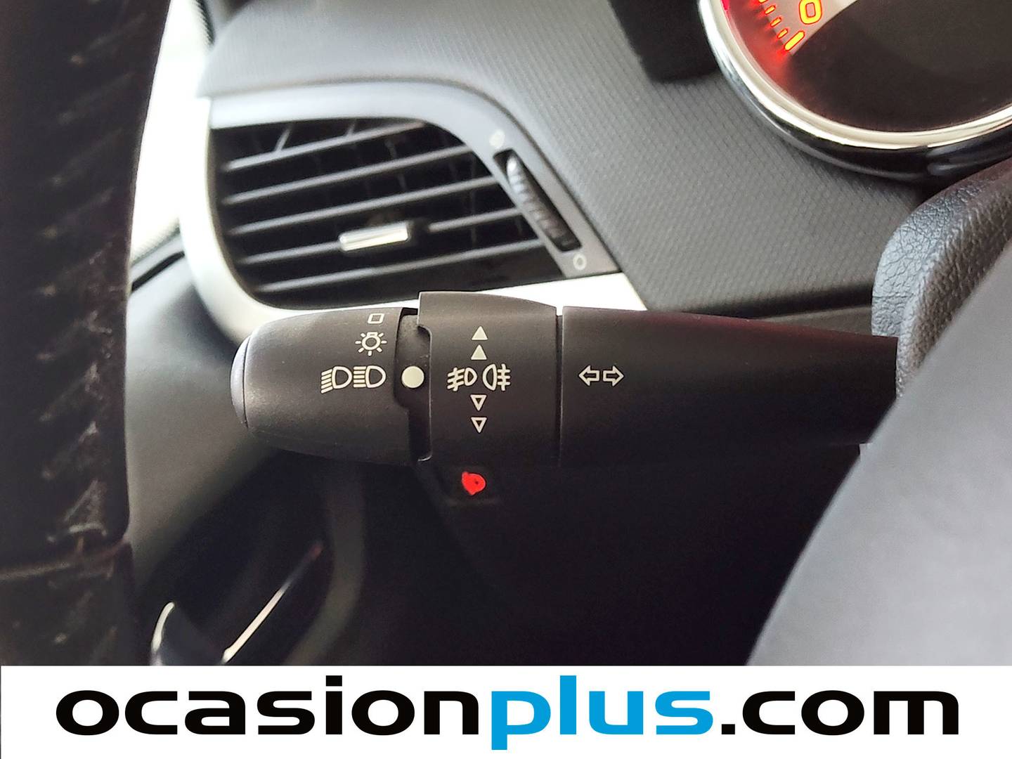 Equipamiento del Peugeot 207 Peugeot 207 1.4 16v XS (90 CV)