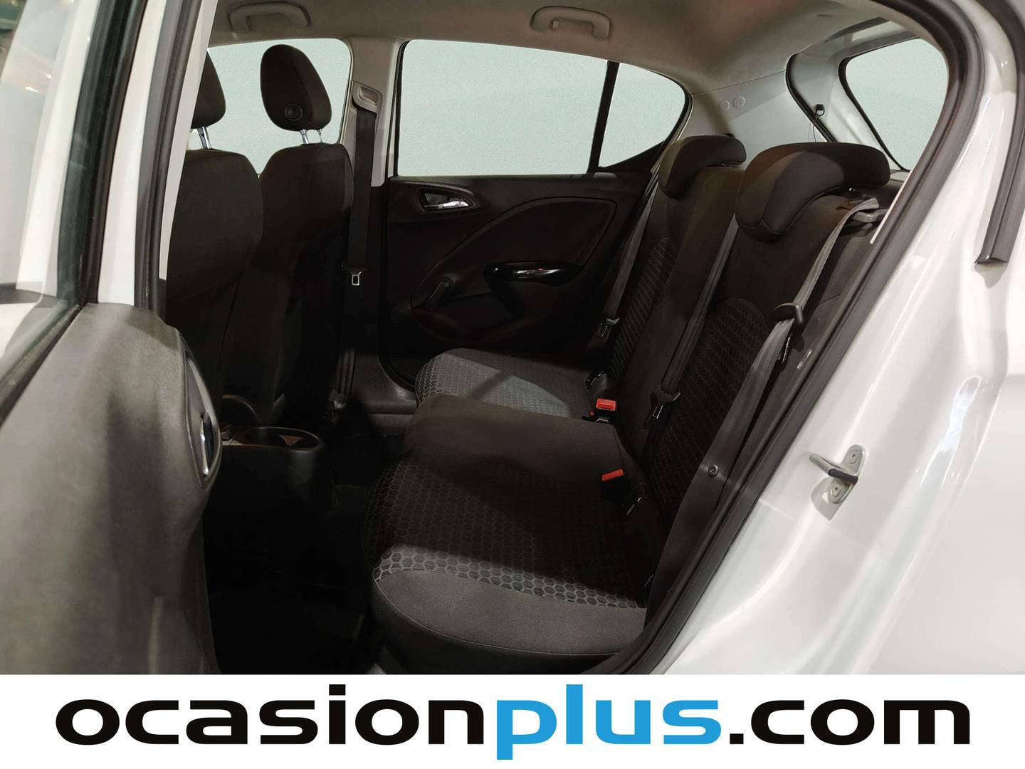 Foto asientos traseros Opel Corsa Opel Corsa 1.4 Business (90 CV)