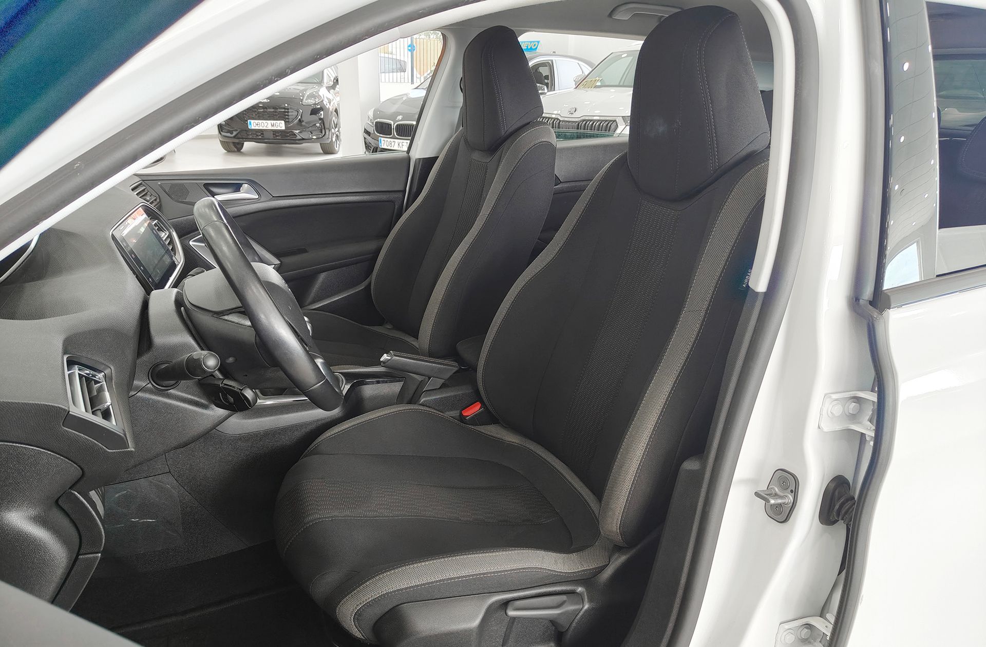 Peugeot 308 PureTech 130 Style - foto 11