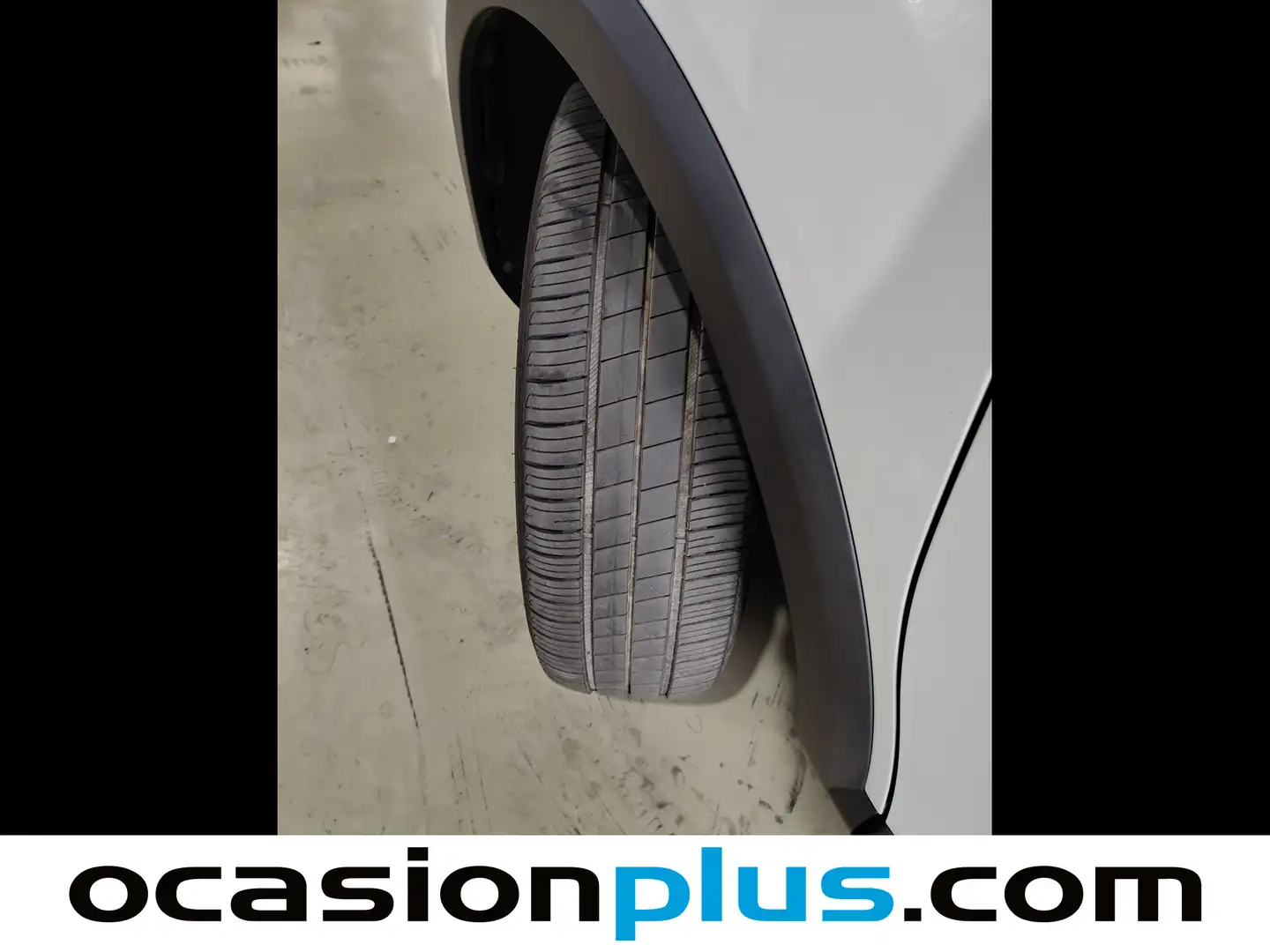 Foto Citroën C4 X Citroen C4 X PureTech 100 S&S 6v You (102 CV)