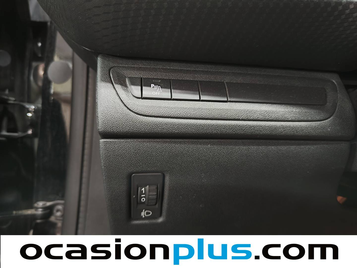 Paquetes del Peugeot 2008 Peugeot 2008 BlueHDi 100 Allure (100 CV)