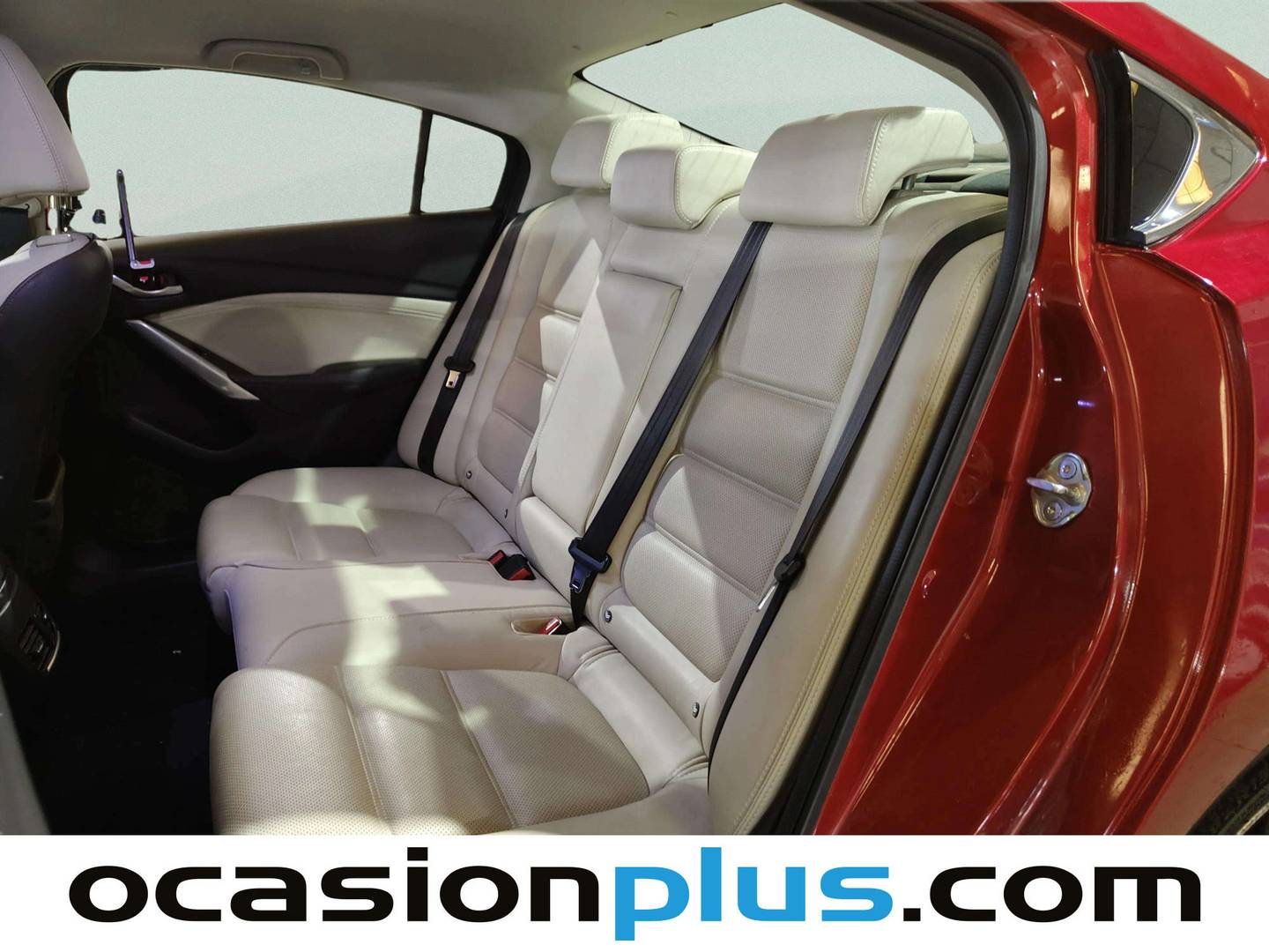 Foto asientos traseros Mazda Mazda6 Mazda Mazda 6 2.2 DE AT Luxury + Pack Premium (150 CV)