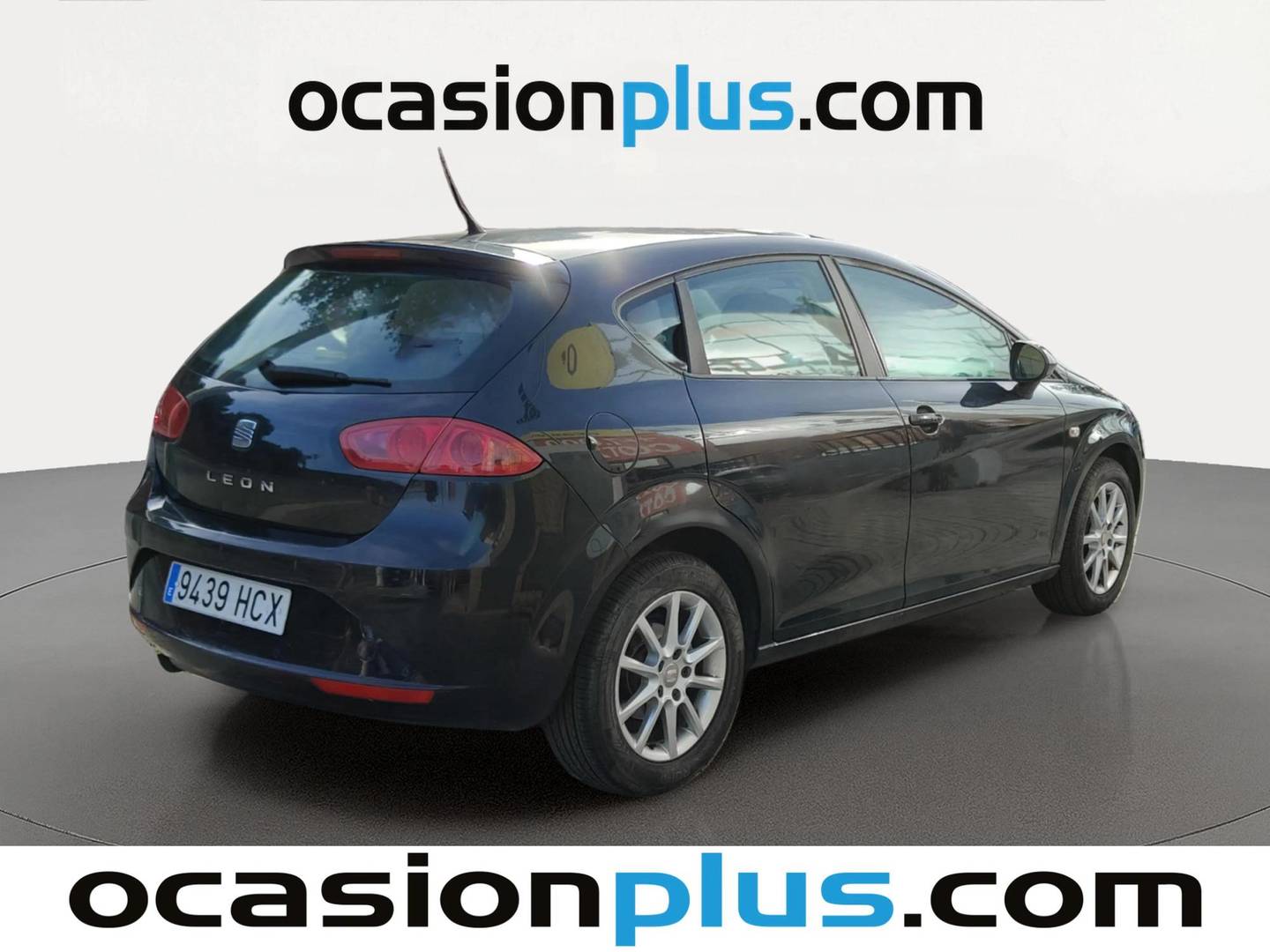 Foto trasera Seat León Seat León 1.6 TDI Style (105 CV) derecha