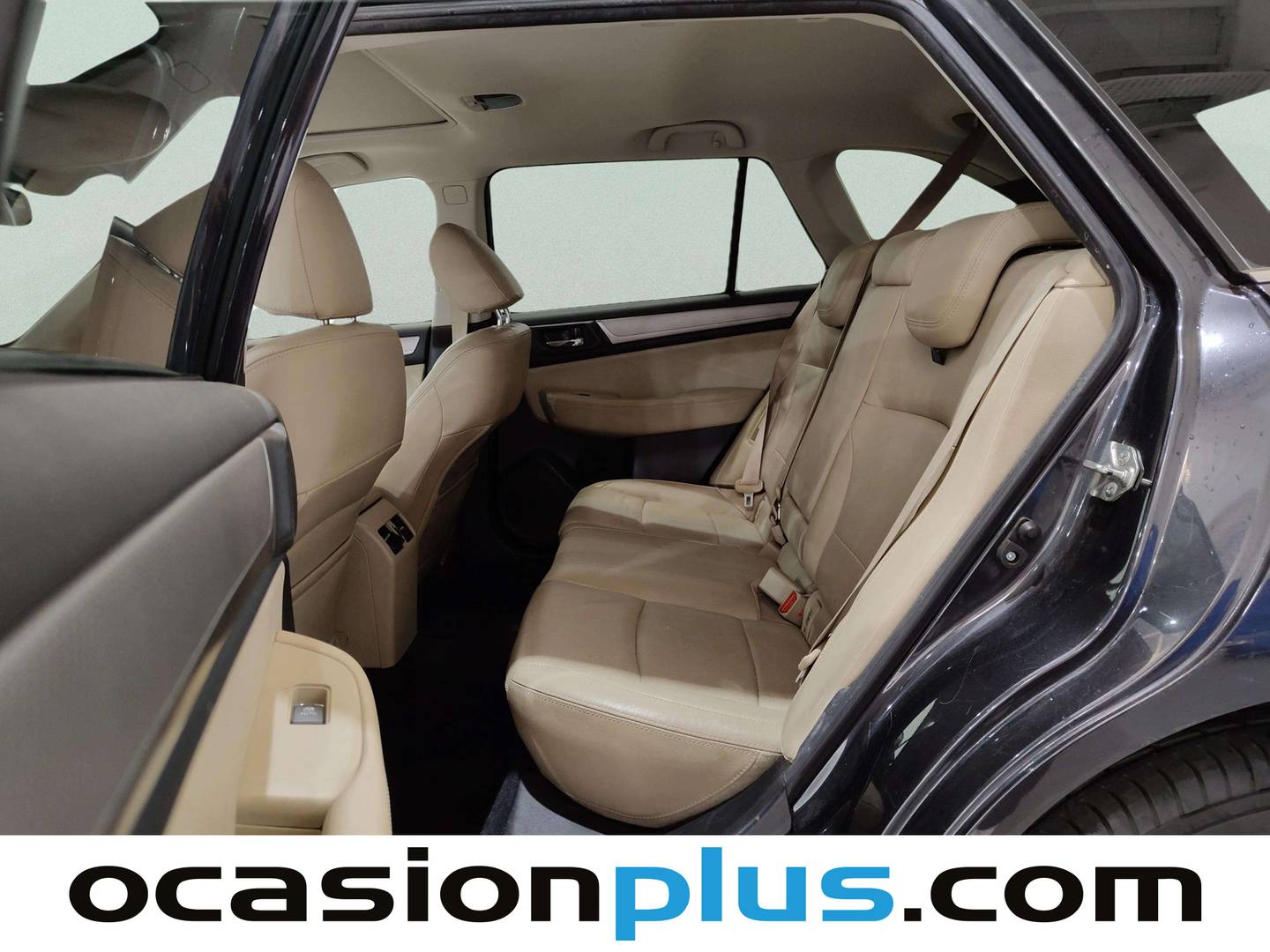Foto asientos traseros Subaru Outback Subaru Outback 2.0 D Executive Plus CVT Lineartronic (150 CV)