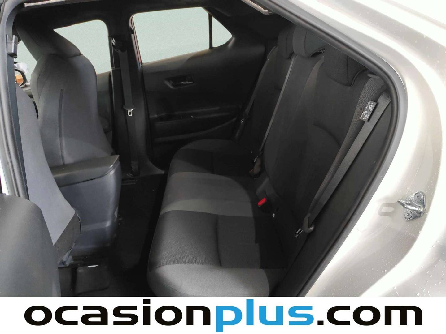 Foto asientos traseros Toyota C-HR Toyota C-HR 140H Advance (140 CV)