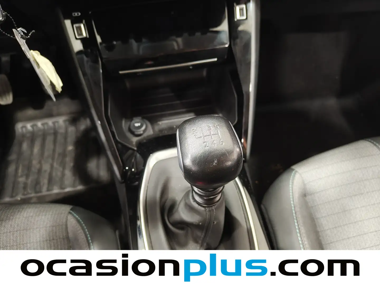 Foto Peugeot 208 Peugeot 208 PureTech 100 Allure (100 CV)