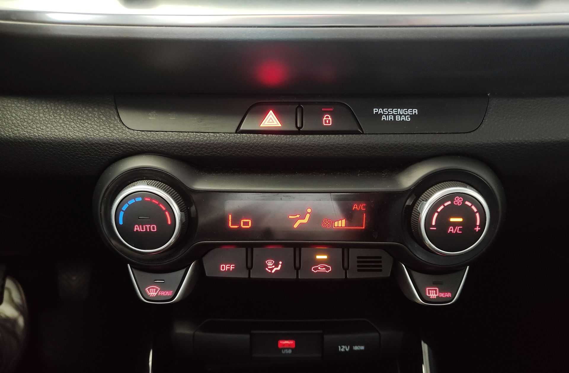 Kia Stonic 1.0 T-GDi MHEV Drive - foto 29