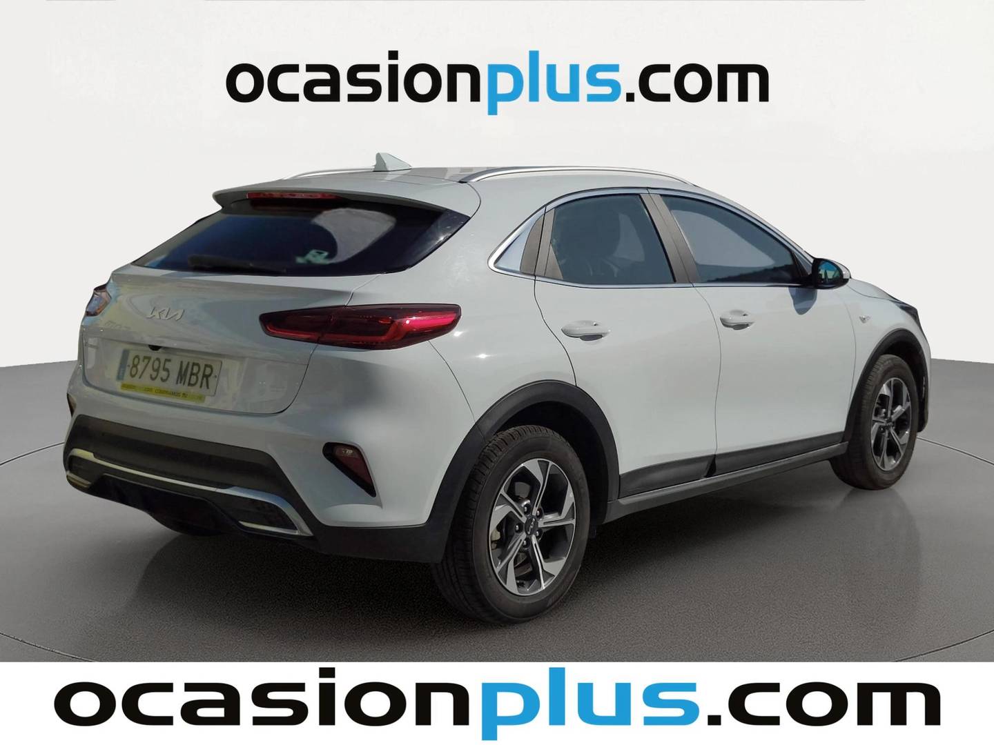 Foto trasera KIA XCeed KIA XCeed 1.0 T-GDi Drive (120 CV) derecha