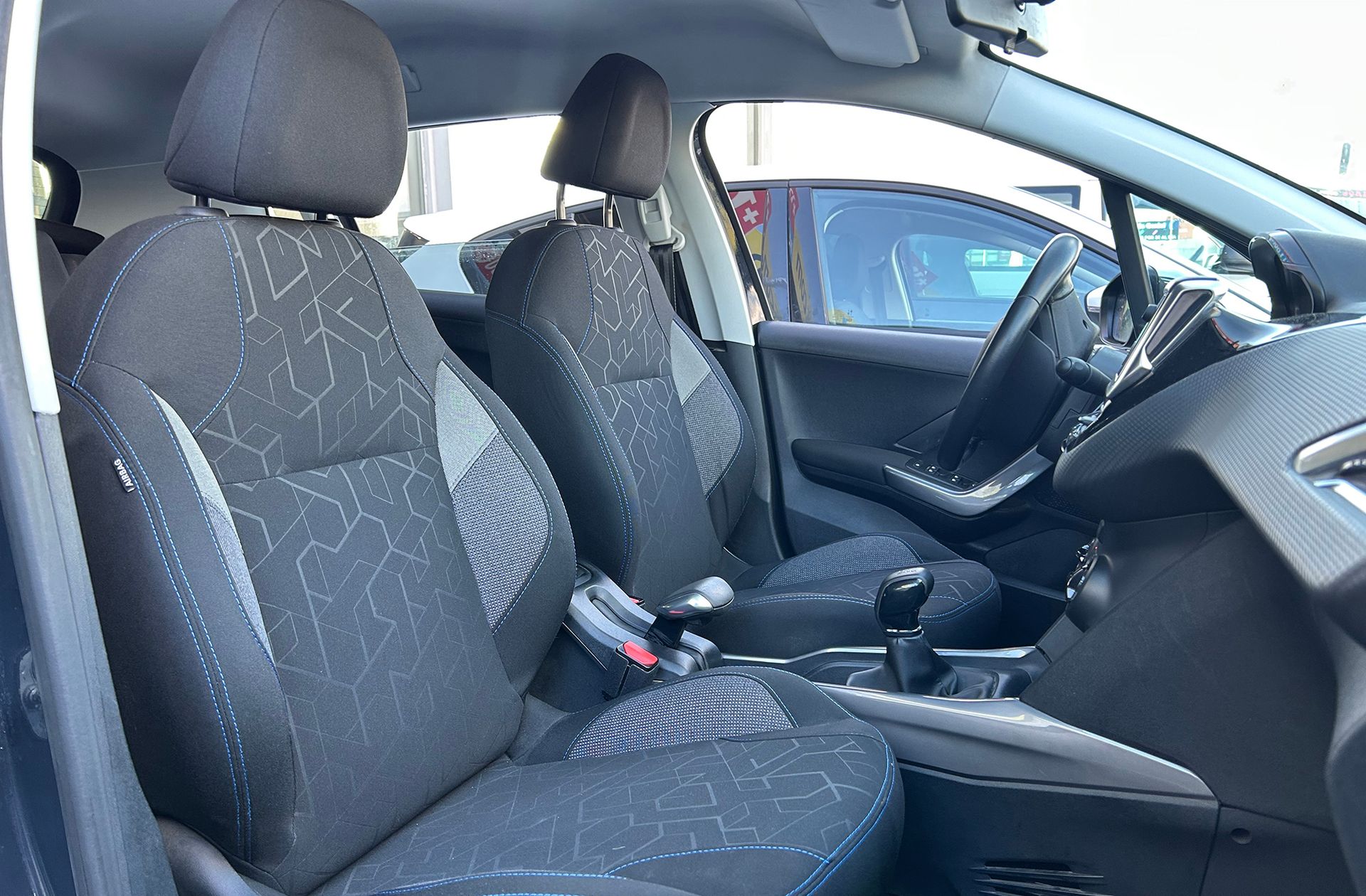 Peugeot 2008 PureTech 82 Style - foto 13