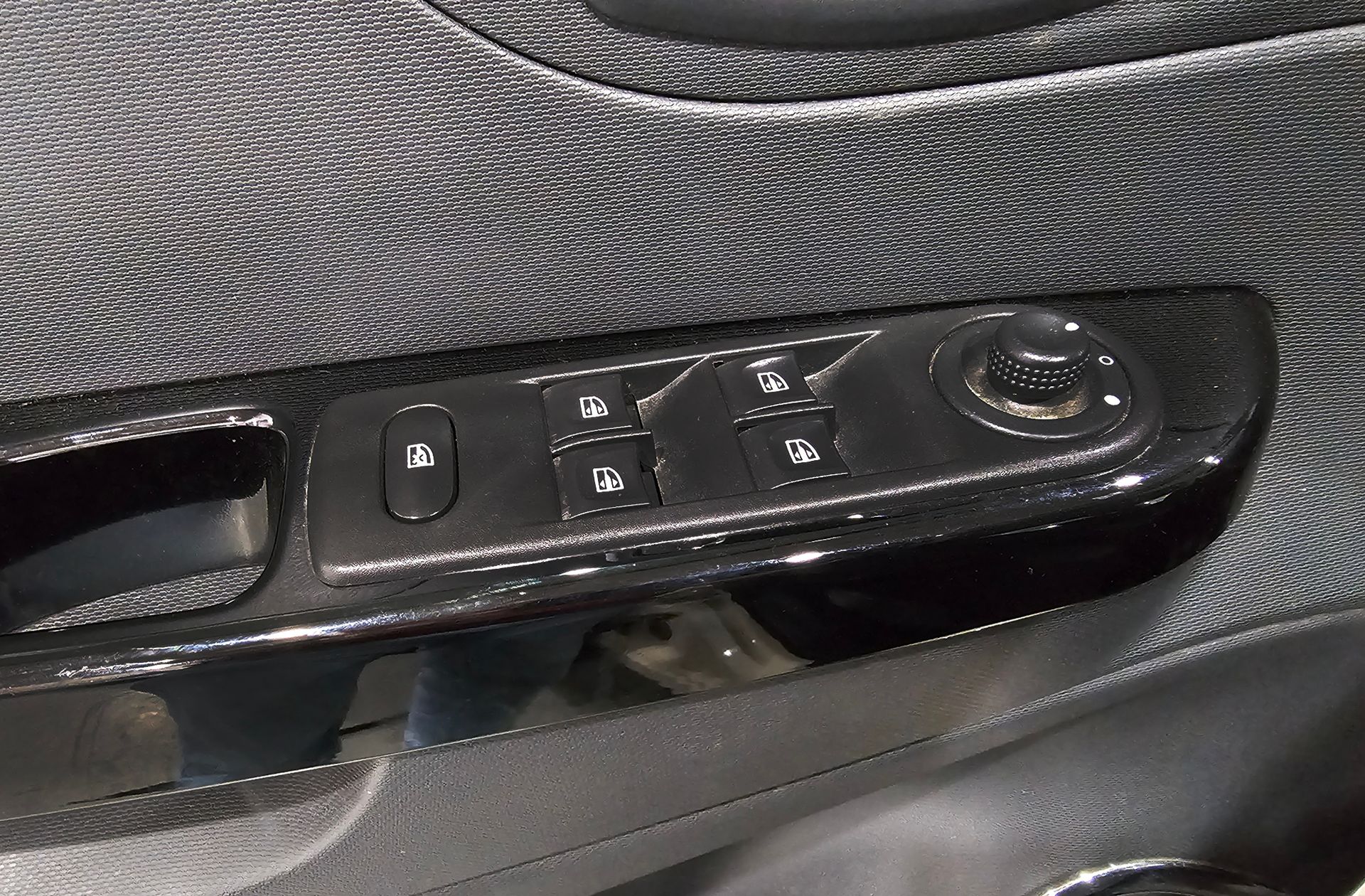 Renault Captur Zen Energy dCi eco2 - foto 30