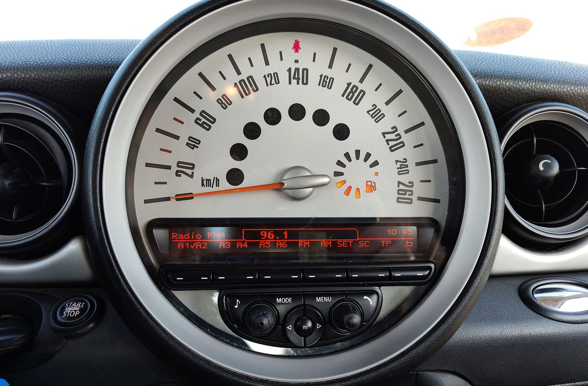 MINI Cooper One - foto 27