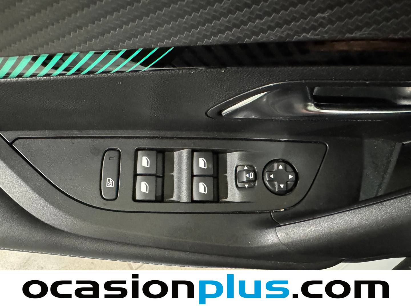 Foto Peugeot 2008 Peugeot 2008 PureTech 100 S&S Allure (100 CV)