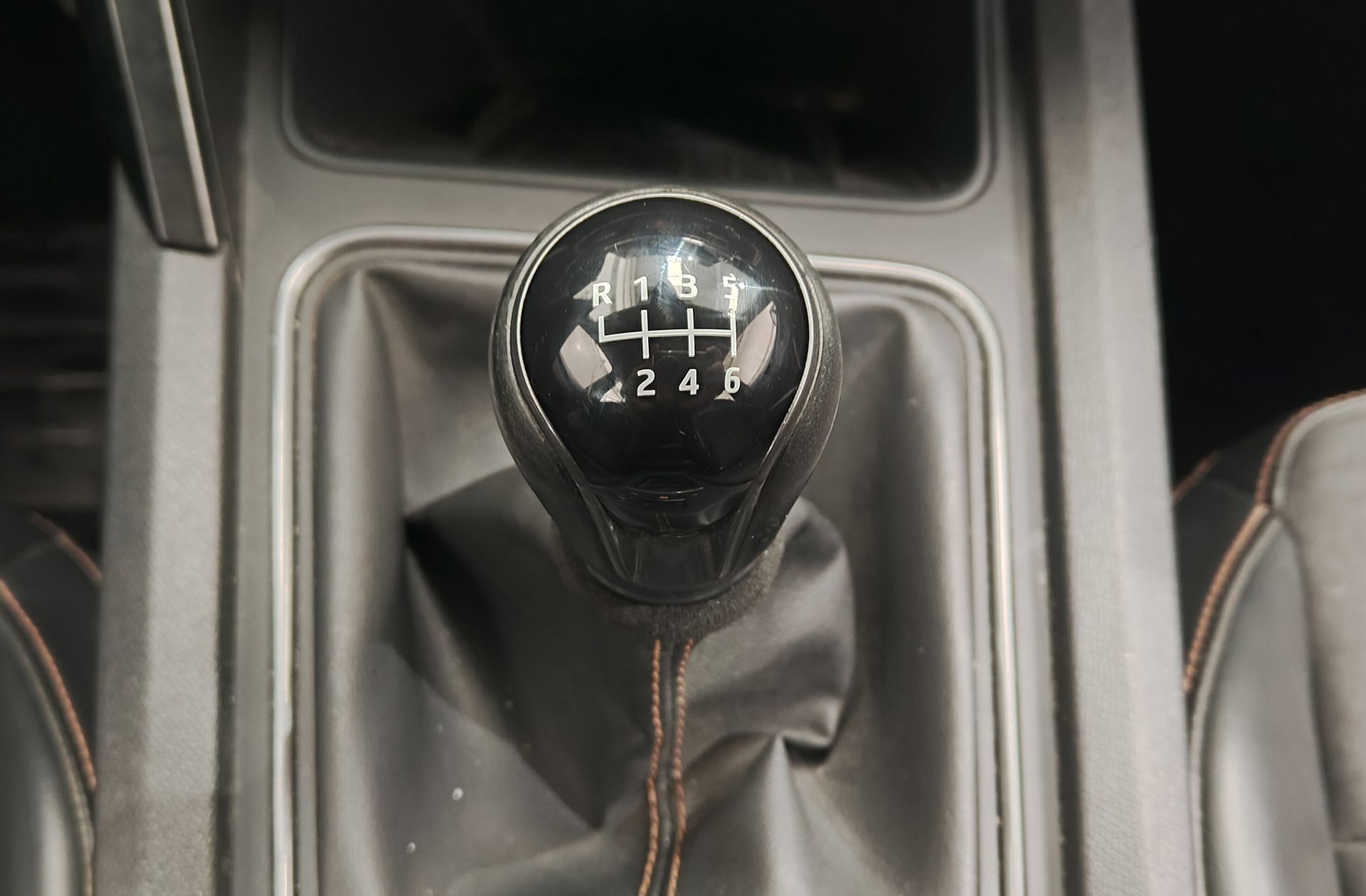 Cupra Formentor 1.5 TSI - foto 5
