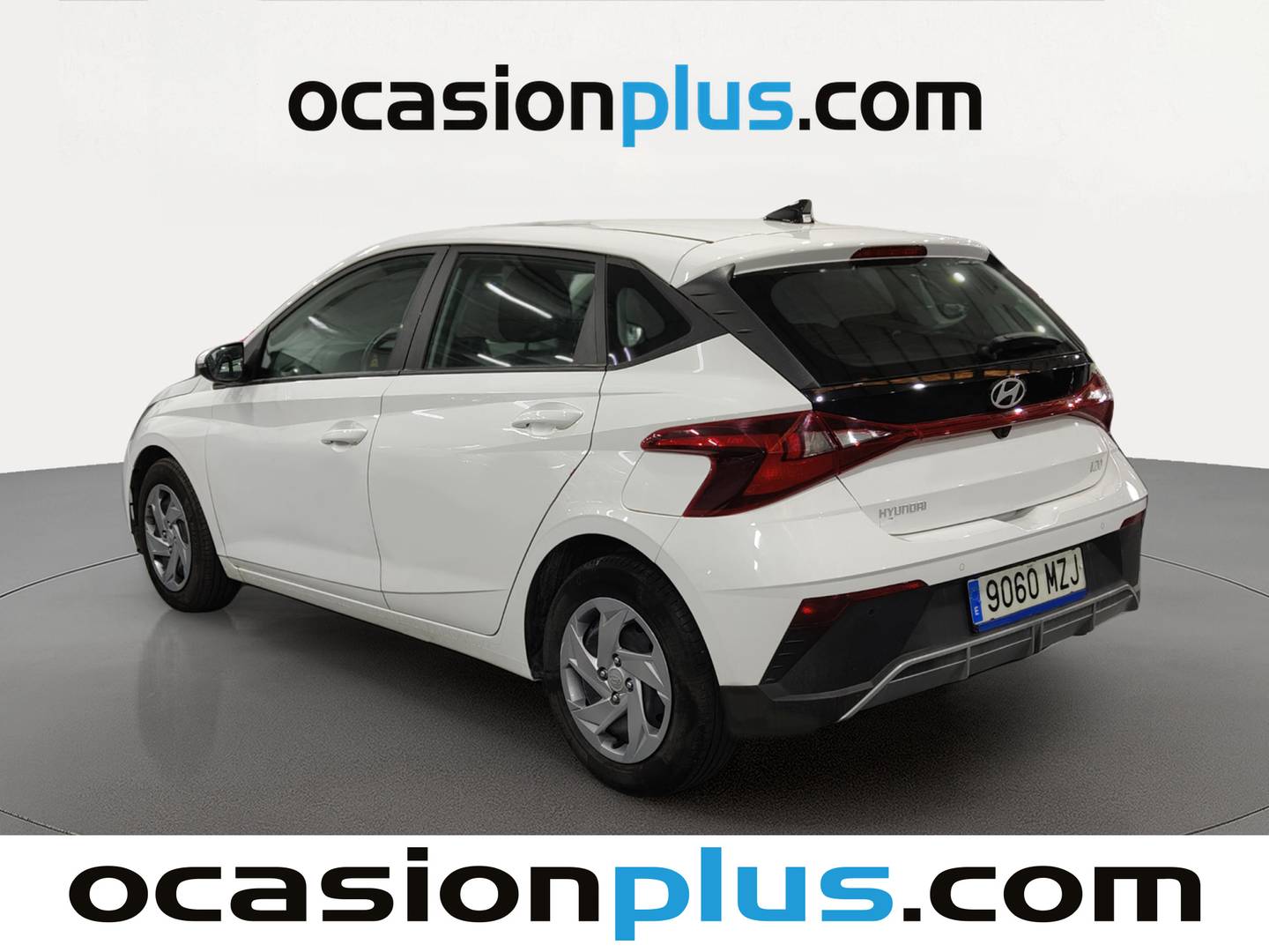 Foto trasera Hyundai i20 Hyundai i20 1.2 MPI Essence (79 CV) izquierda