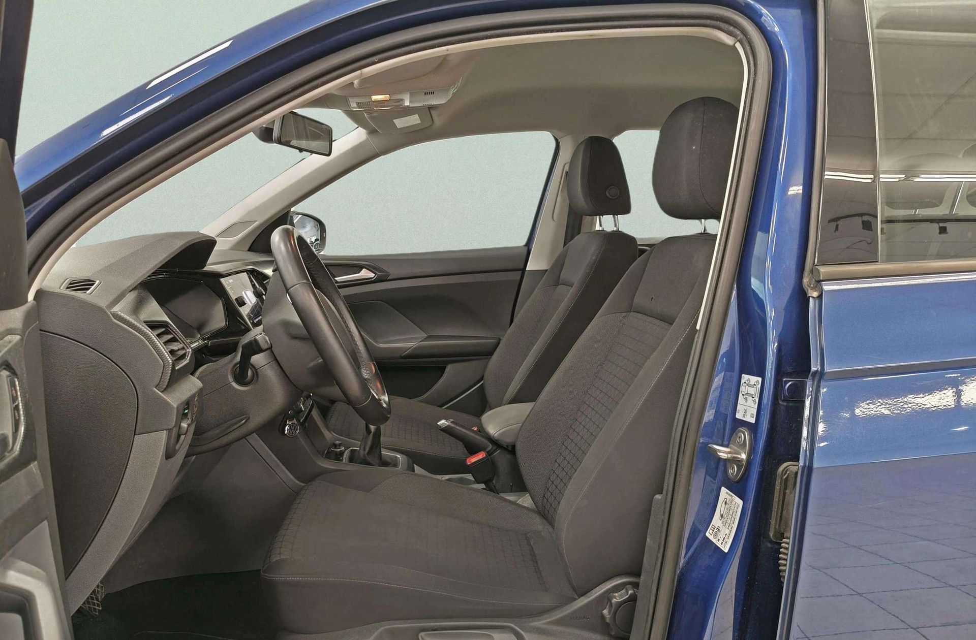 Volkswagen T-Cross Advance 1.0 TSI - foto 11