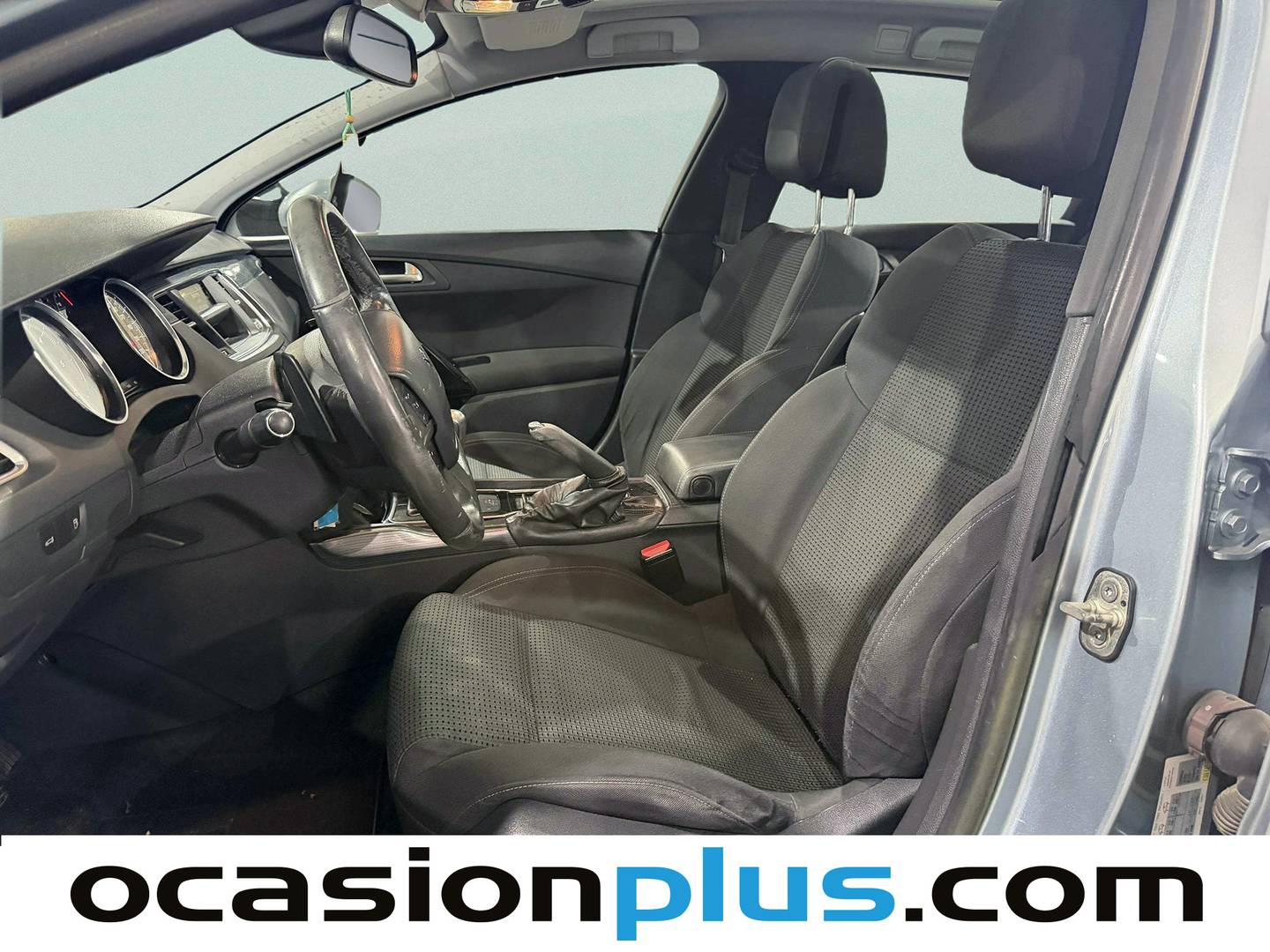 Foto asientos delanteros Peugeot 508 Peugeot 508 SW 1.6 e-HDI Active ETG6 (115 CV)