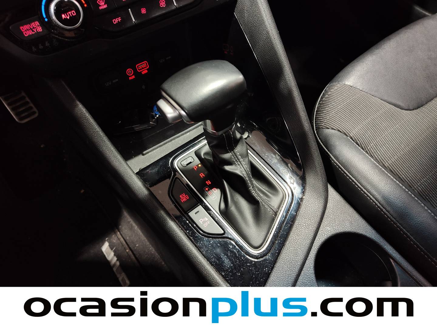 Foto KIA Niro Kia Niro 1.6 GDi Híbrido Enchufable Emotion (141 CV)