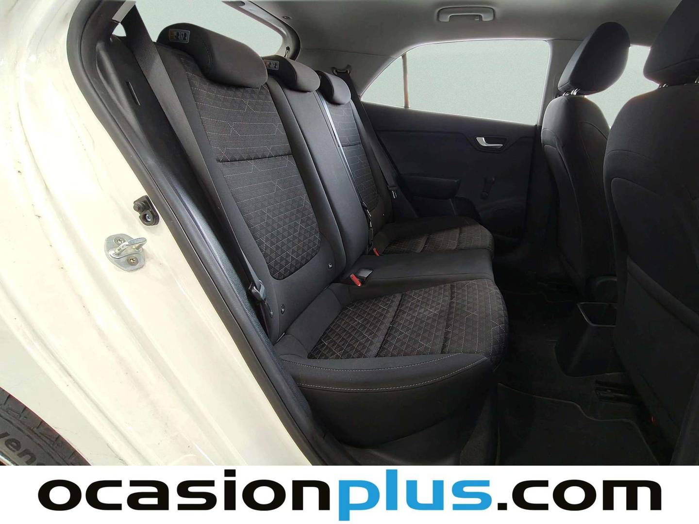 Foto KIA Rio KIA Rio 1.0 T-GDi Concept (100 CV) siete plazas
