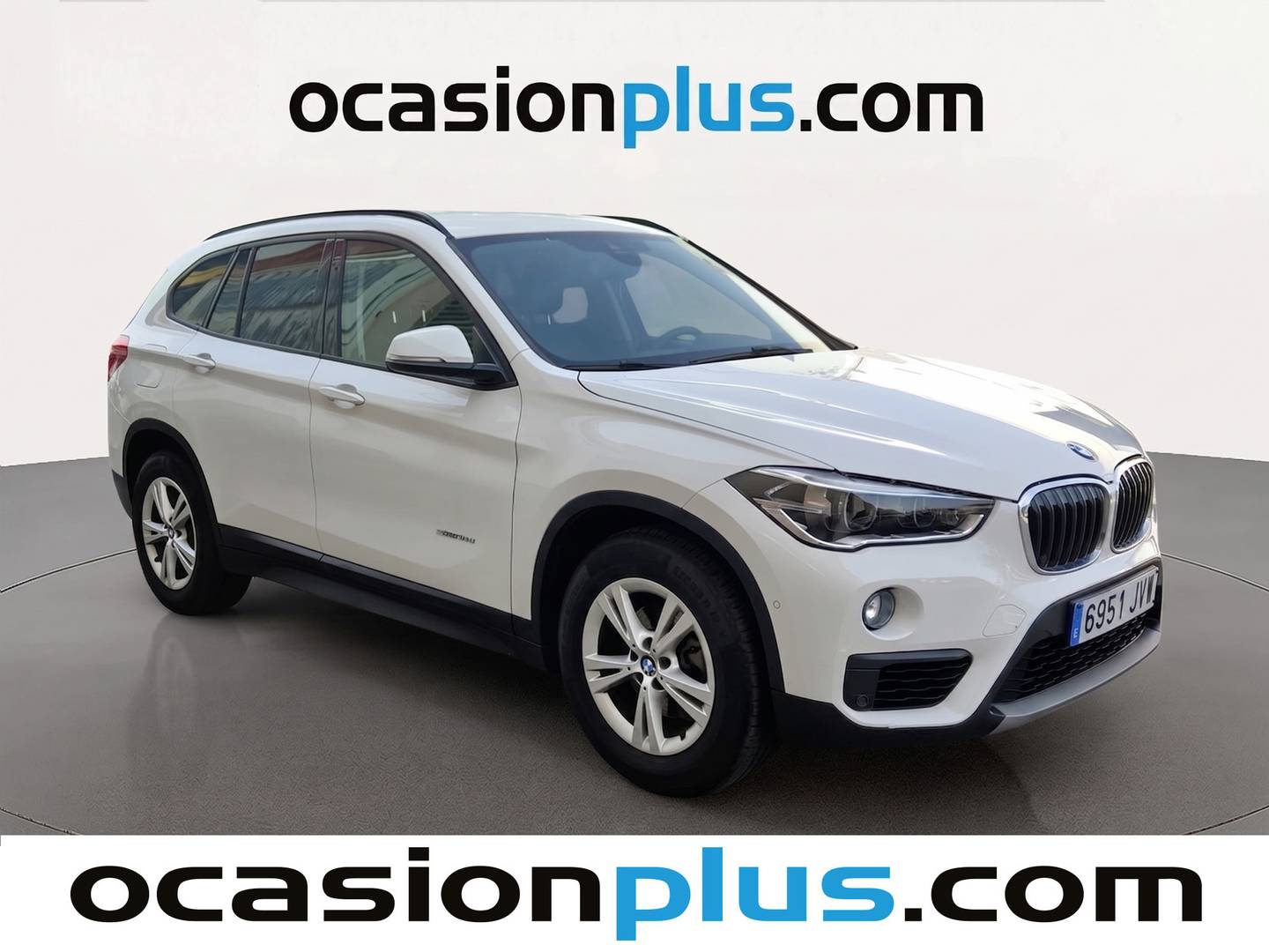 Foto delantera BMW X1 BMW X1 sDrive18d (150 CV) derecha