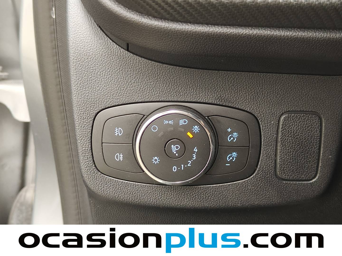 Foto Ford Puma Ford Puma 1.0 EcoBoost MHEV ST-Line X Auto (155 CV)