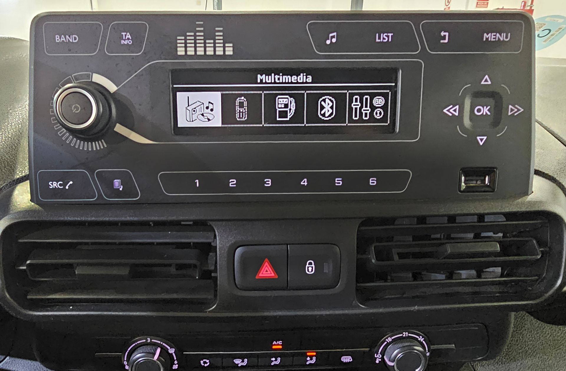 Citroën Berlingo Furgon BlueHDi 100 Talla M Control - foto 24