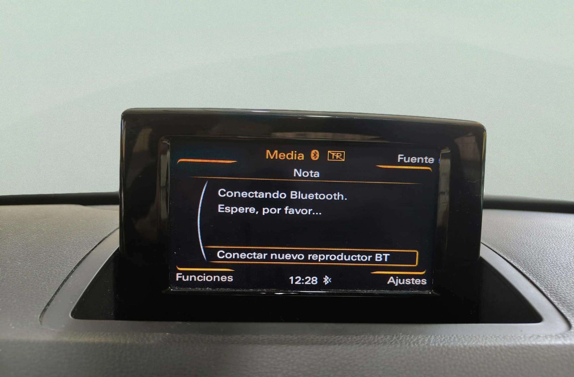 Audi Q3 sport edition 2.0 TDI - foto 30