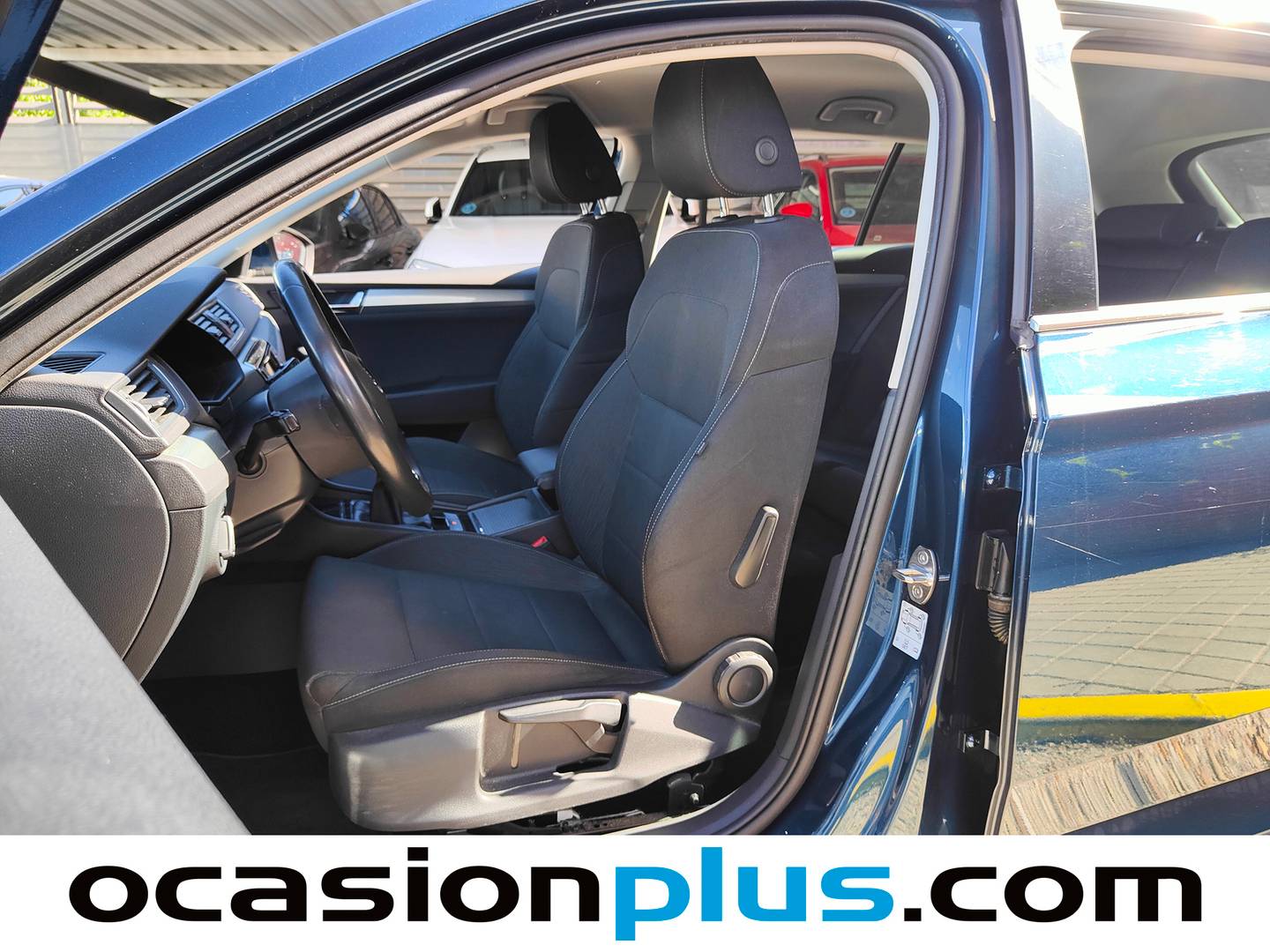 Foto asientos delanteros Skoda Superb Skoda Superb Combi 2.0 TDI Ambition (150 CV)