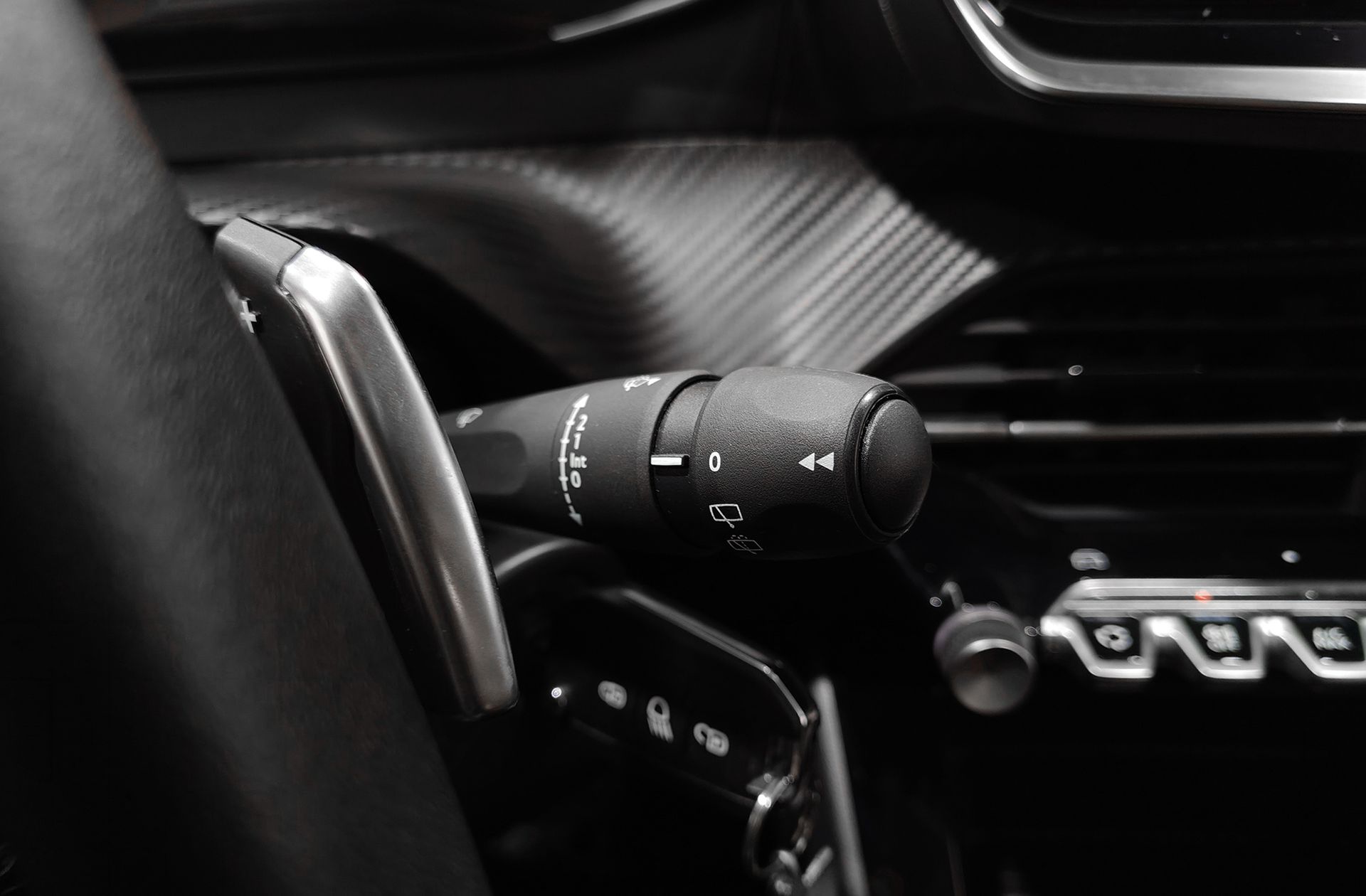 Peugeot 208 Style Hybrid 110 eDCS6 - foto 28