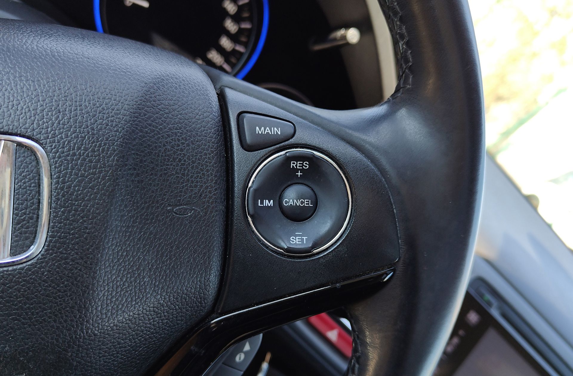 Honda HR-V 1.5 i-VTEC Executive - foto 34