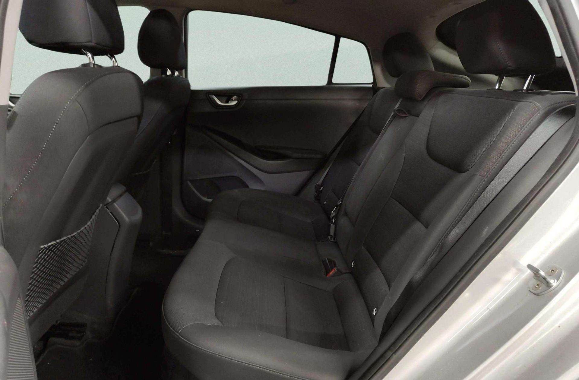 Hyundai Ioniq 1.6 GDI HEV Klass DT - foto 14