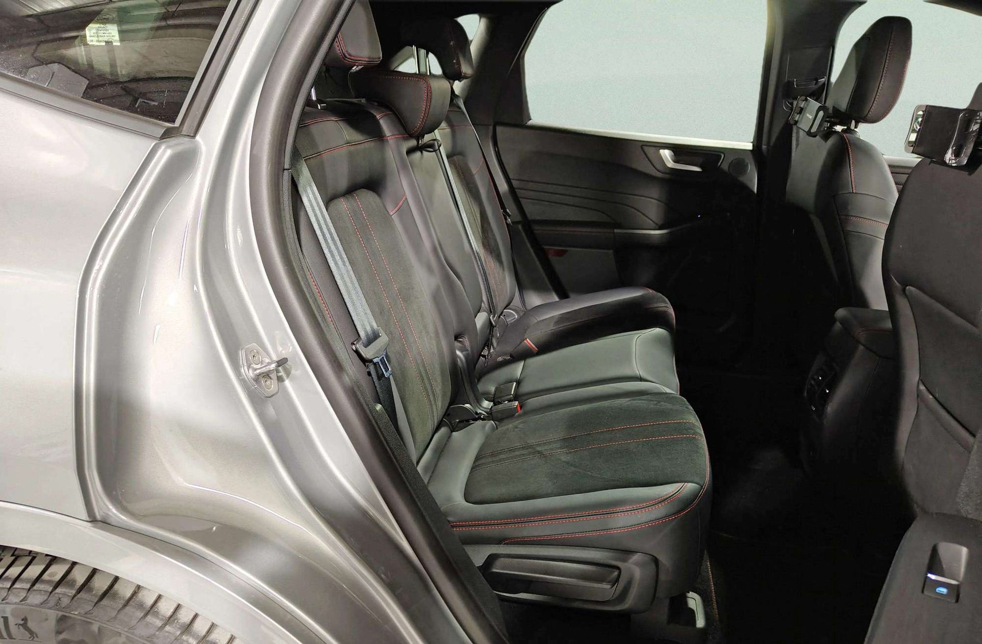 Ford Kuga 2.5 Duratec PHEV ST-Line X - foto 22