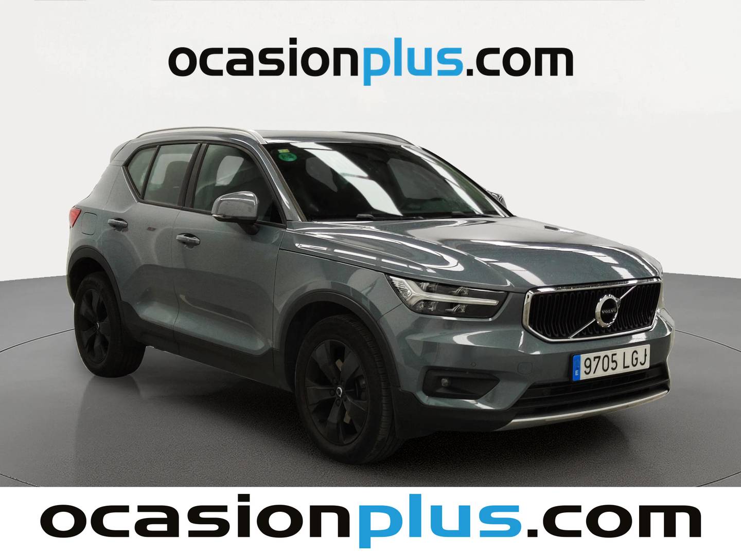 Foto delantera Volvo XC40 Volvo XC40 D3 Momentum AWD Auto (150 CV) derecha