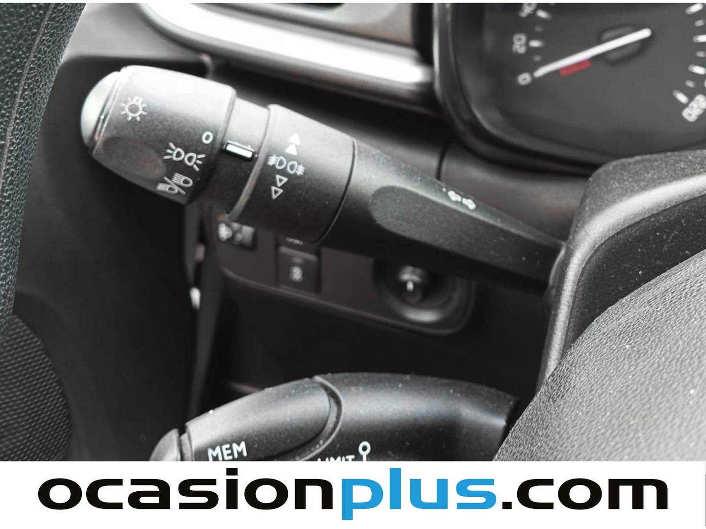 Foto Citroën C3 Citroen C3 BlueHDi 100 S&S Feel (99 CV)