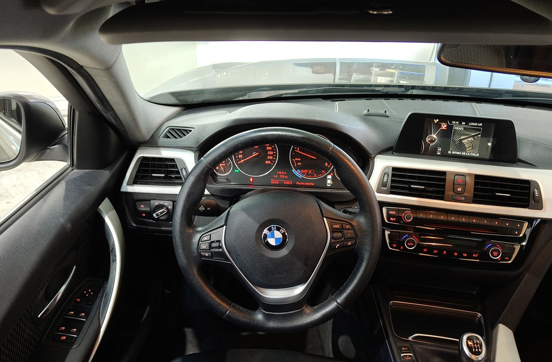 BMW Serie 3 318d - foto 20