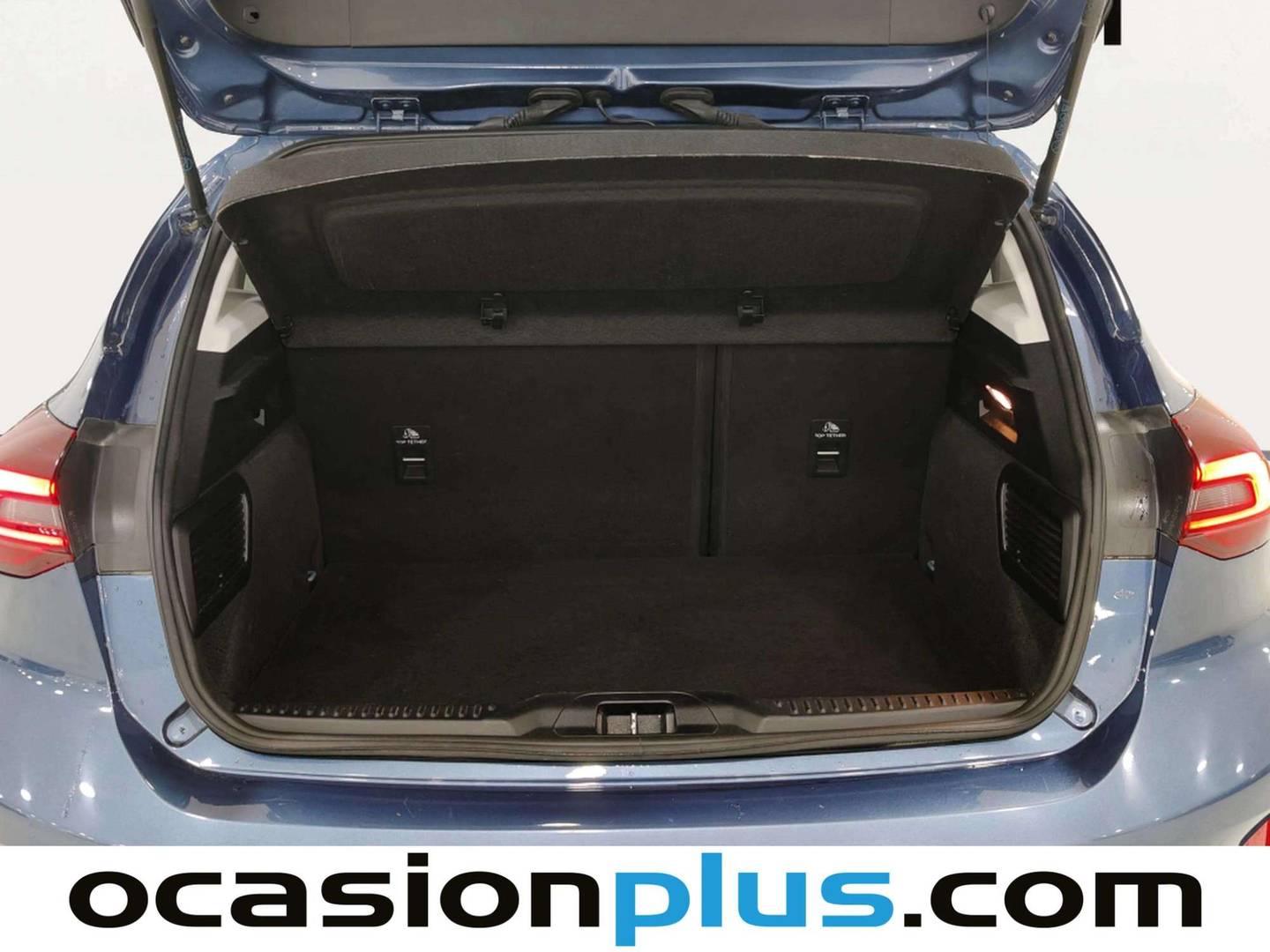 Fotos maletero Ford Focus Ford Focus 1.0 Ecoboost MHEV Active Auto (155 CV)