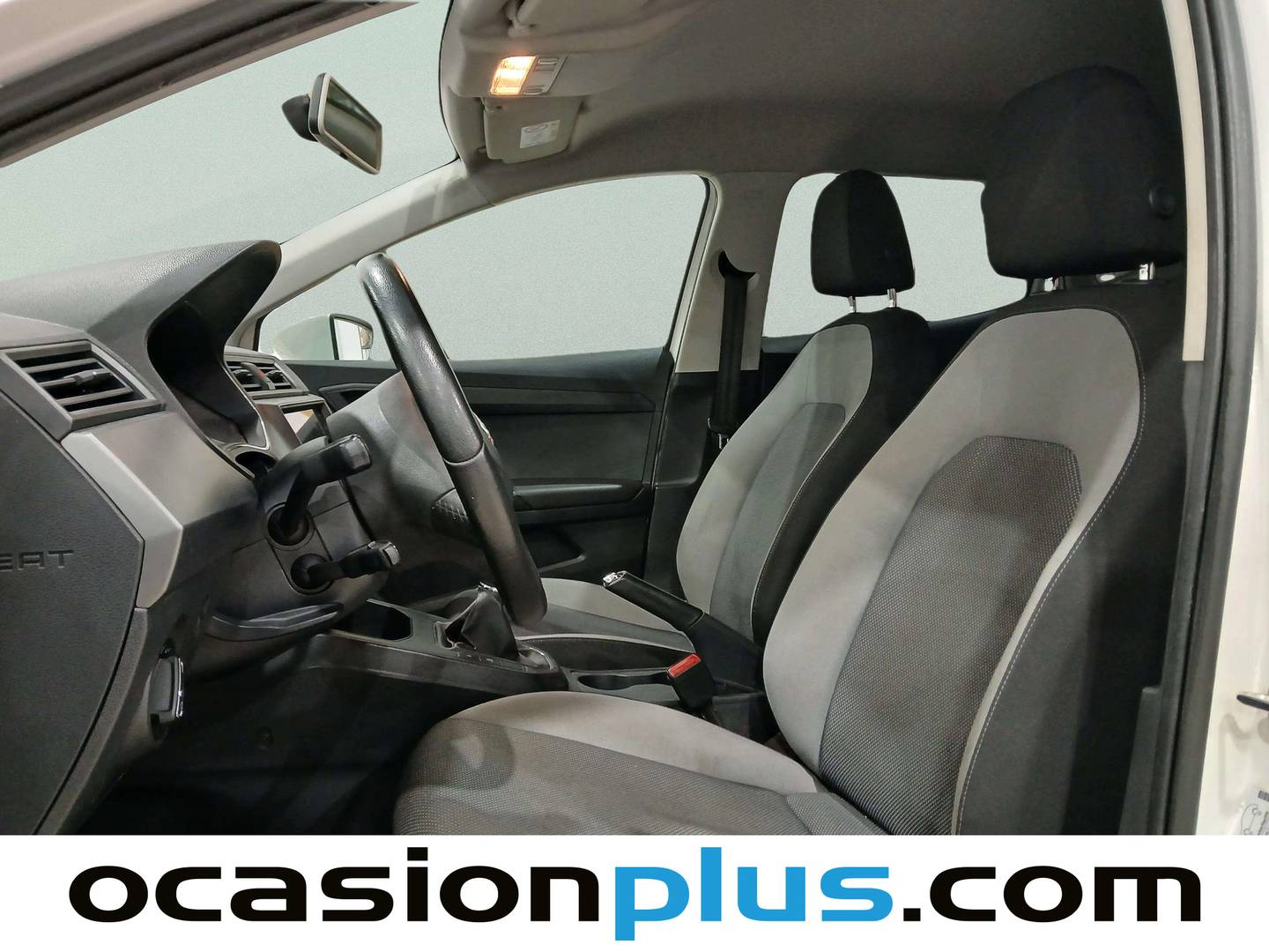 Foto asientos delanteros Seat Ibiza SEAT Ibiza 1.0 EcoTSI S&S Style (95 CV)