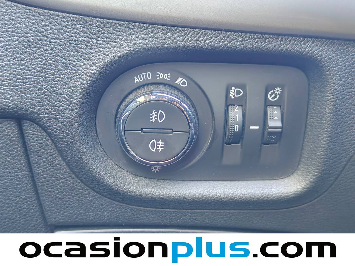 Opel Astra Opel Astra Sports Tourer 1.4T SHT S/S Business Elegance CVT (145 CV) de segunda mano