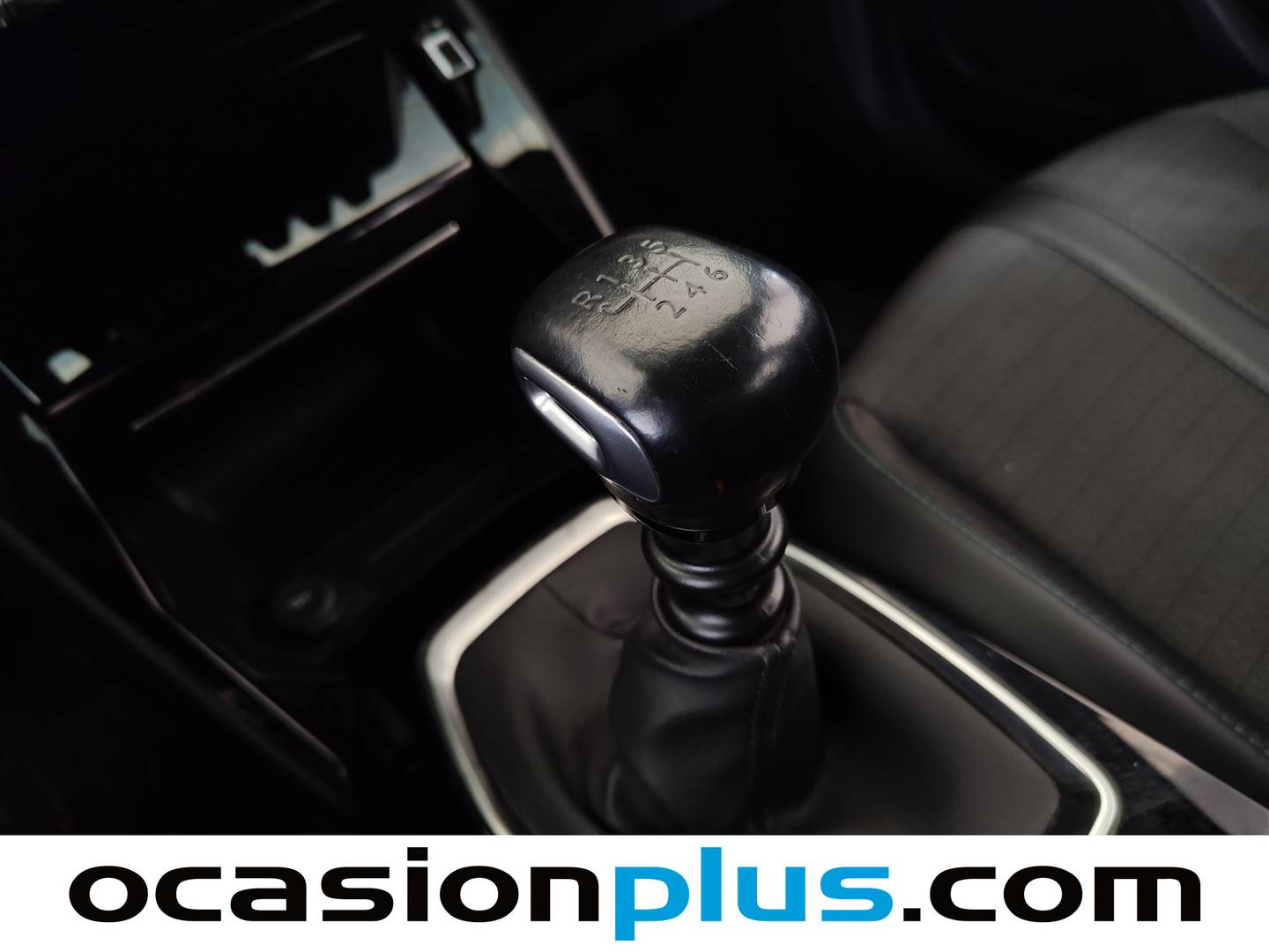 Foto Peugeot 2008 Peugeot 2008 PureTech 130 S&S Allure Pack (130 CV)