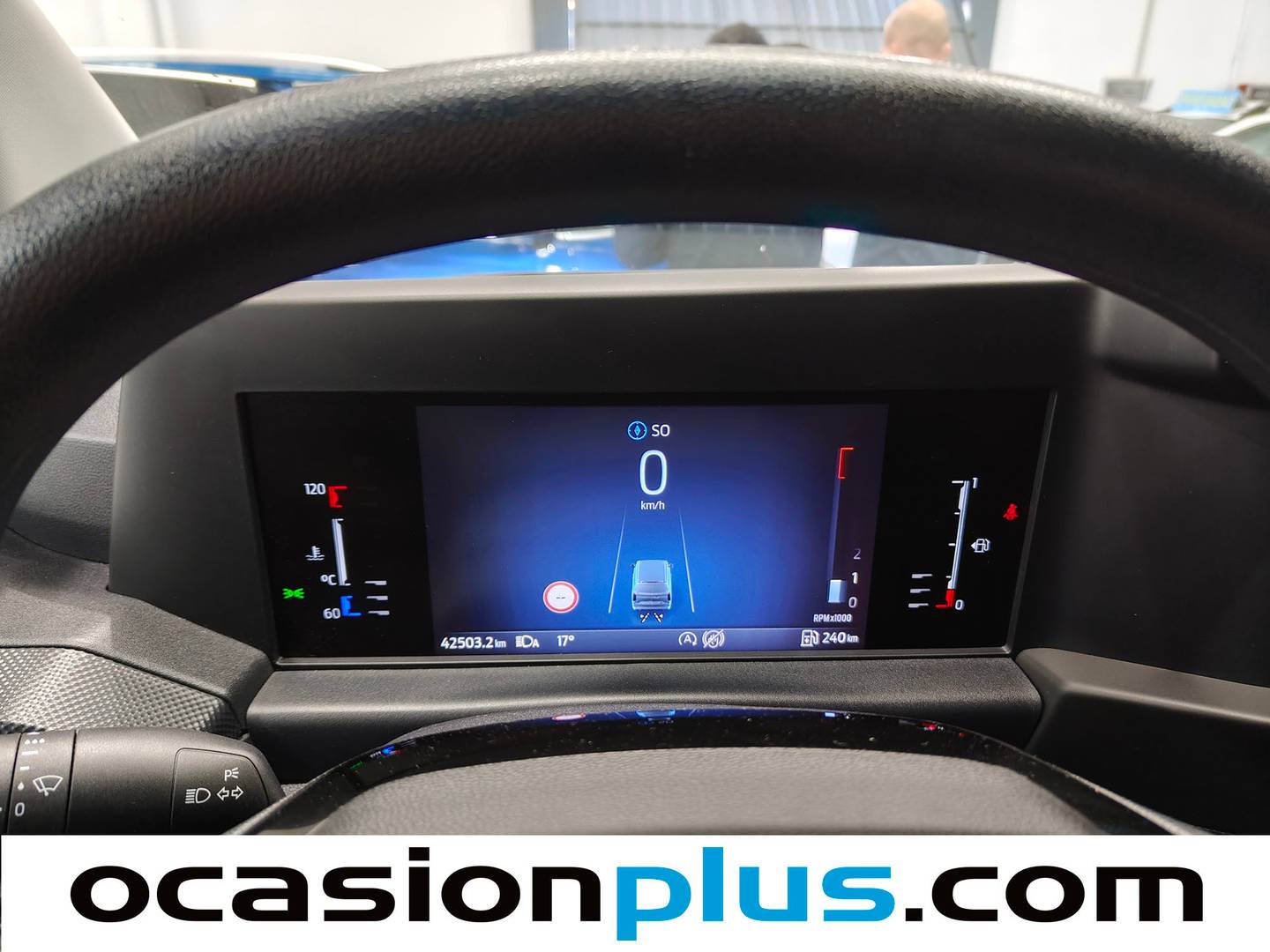 Foto Ford Transit Custom Ford Transit Custom Kombi 2.0 EcoBlue 320 L1 Trend (136 CV) 9 Plazas