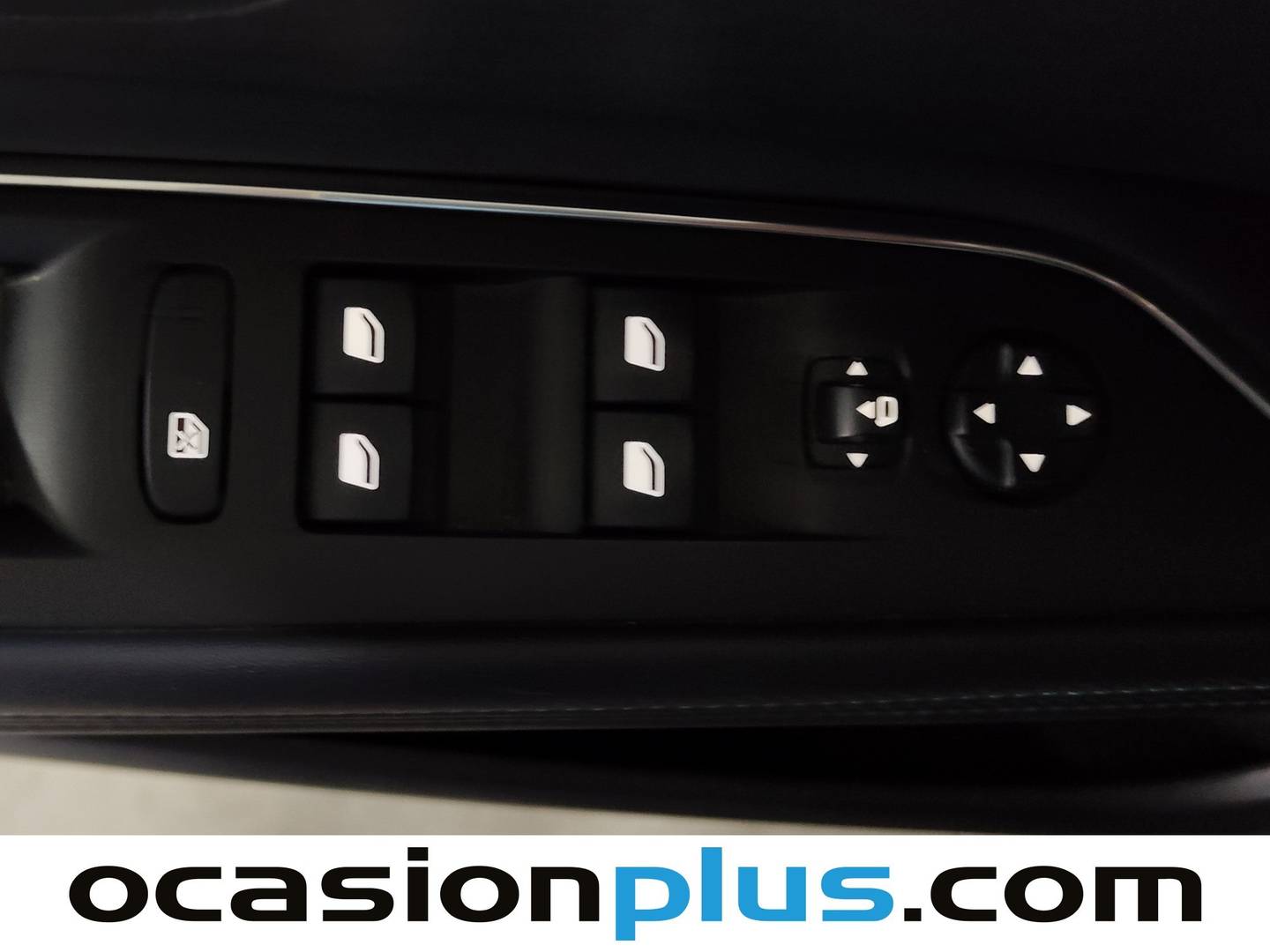 Foto Peugeot 3008 Hybrid Peugeot 3008 Hybrid 300 Allure Pack e-EAT8  (300 CV)