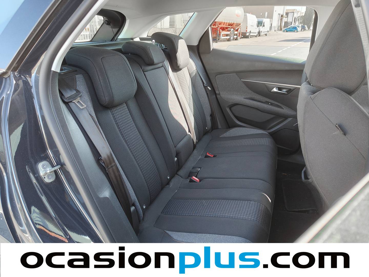 Foto Peugeot 3008 Peugeot 3008 1.5L BlueHDi (130CV) S&S Active