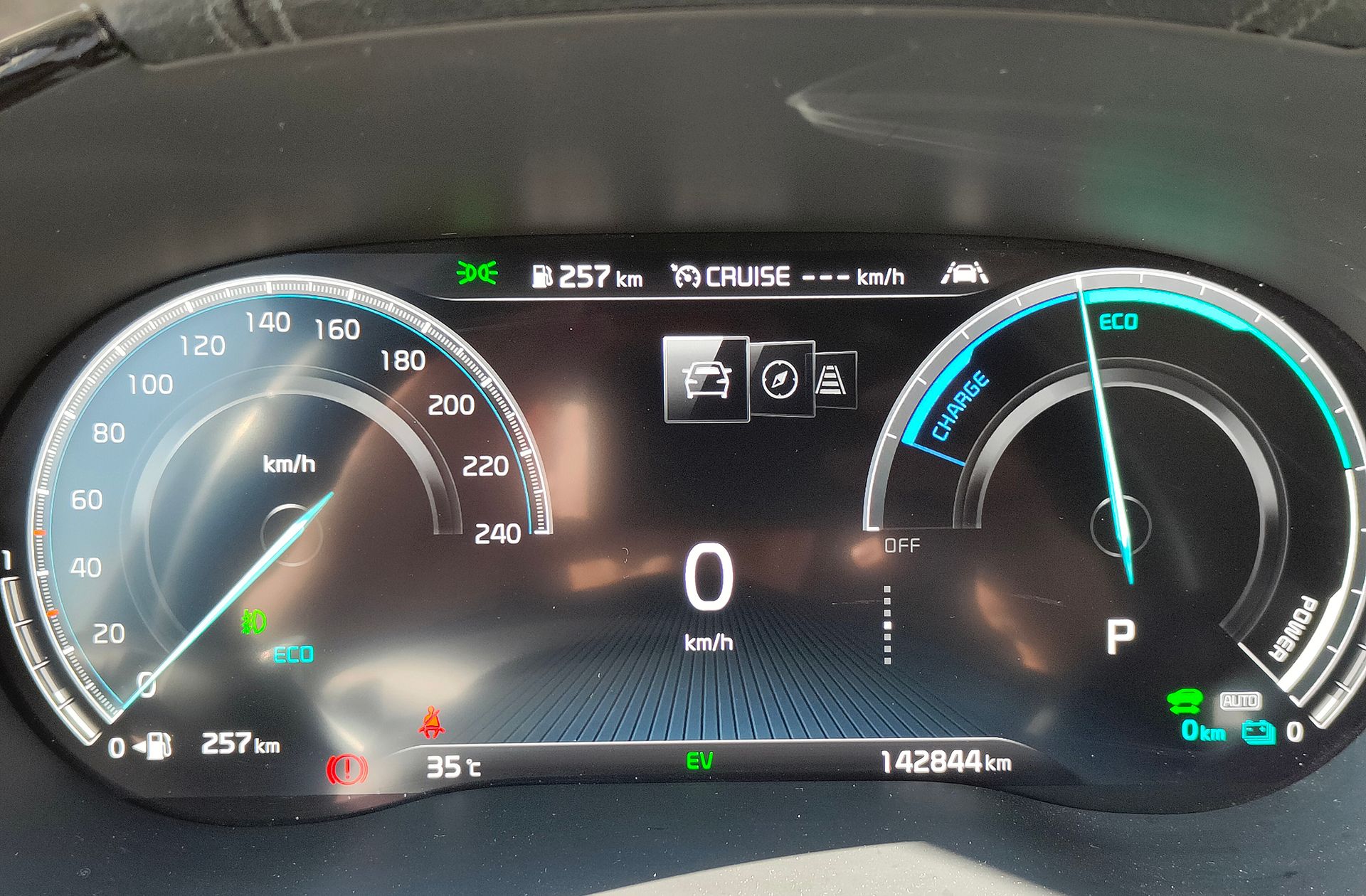 Kia XCeed 1.6 GDi PHEV E-Tech - foto 25