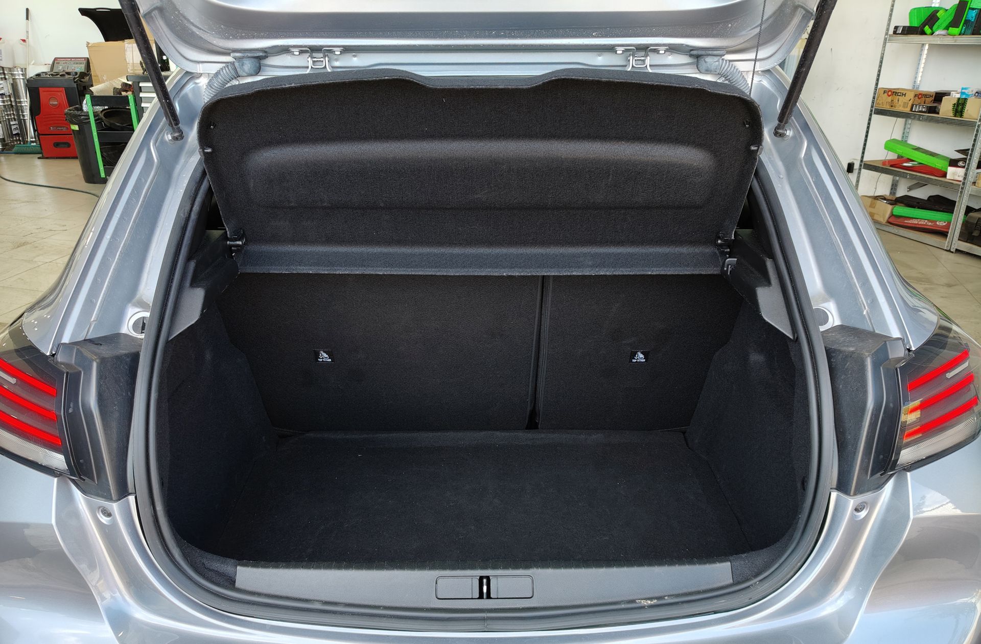 Peugeot 208 Style Hybrid 110 eDCS6 - foto 17