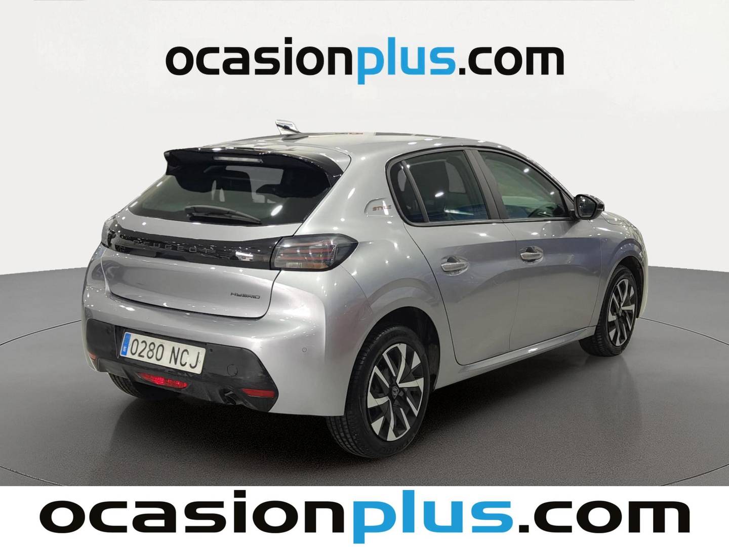 Foto trasera Peugeot 208 Peugeot 208 Style Hybrid 110 eDCS6 (110 CV) derecha