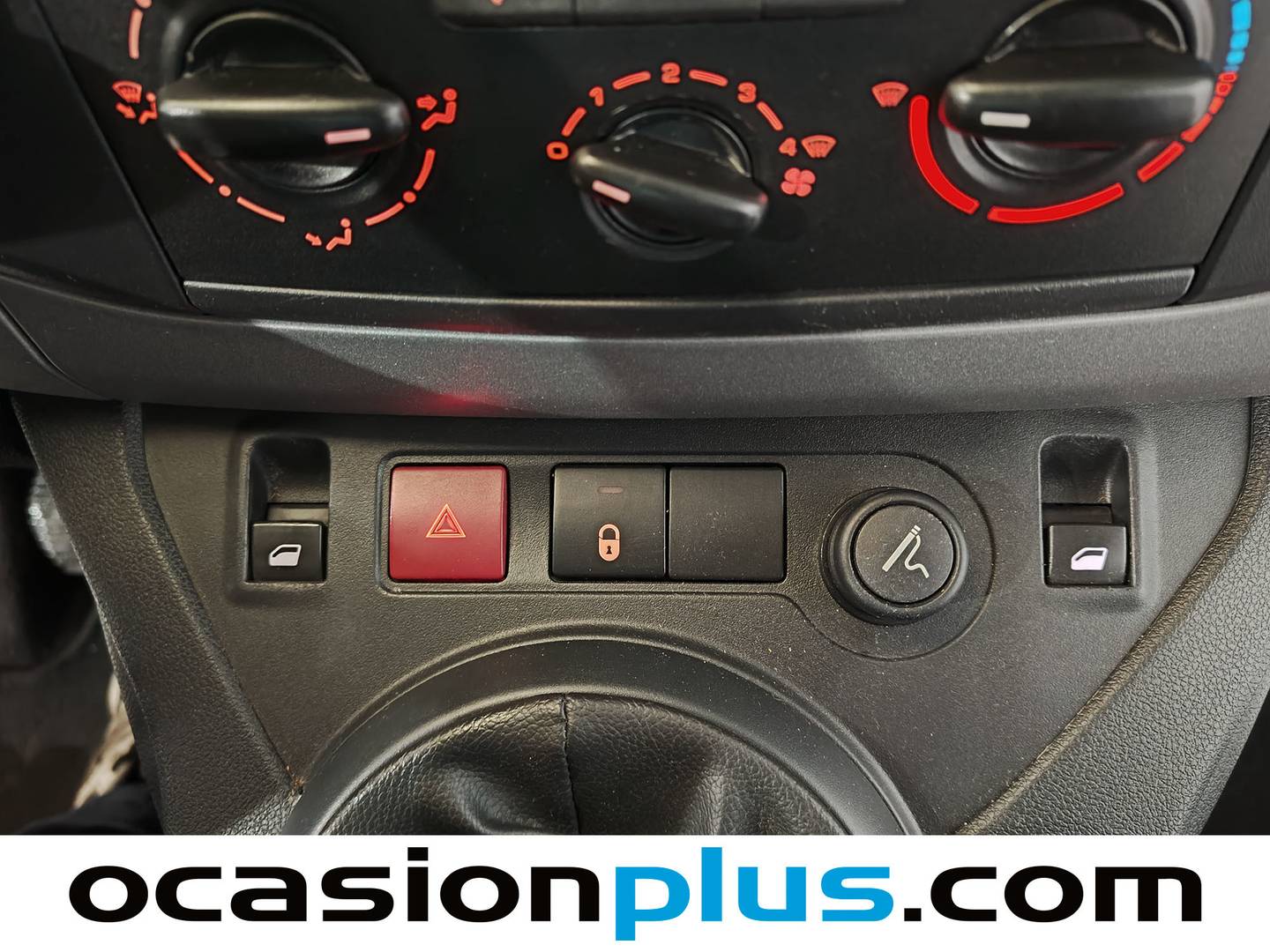 Foto Peugeot Partner Peugeot Partner Tepee BlueHDi 100 Active (100 CV)