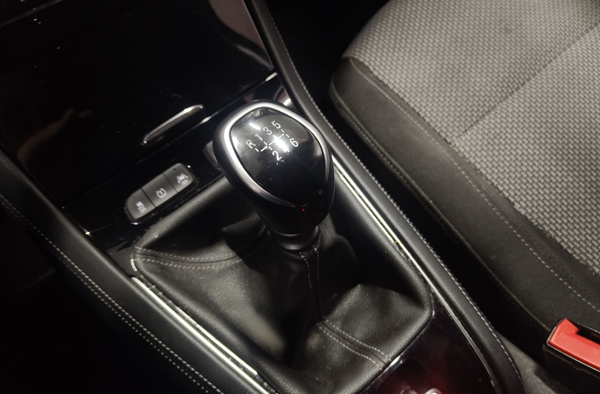 Opel Grandland 1.2 Turbo Edition - foto 5