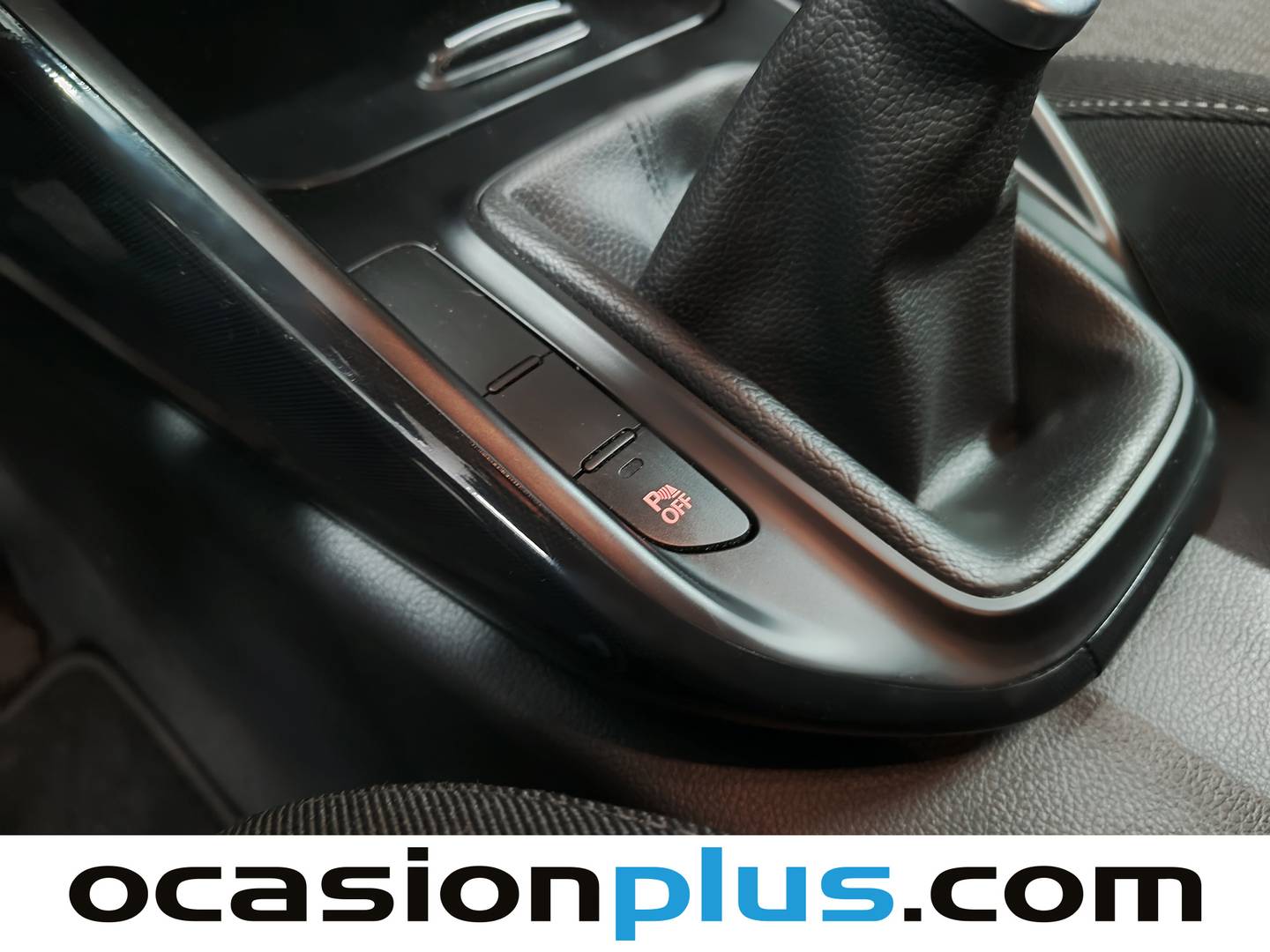 Accesorios del KIA Carens KIA Carens 1.6 GDi Drive (135 CV)