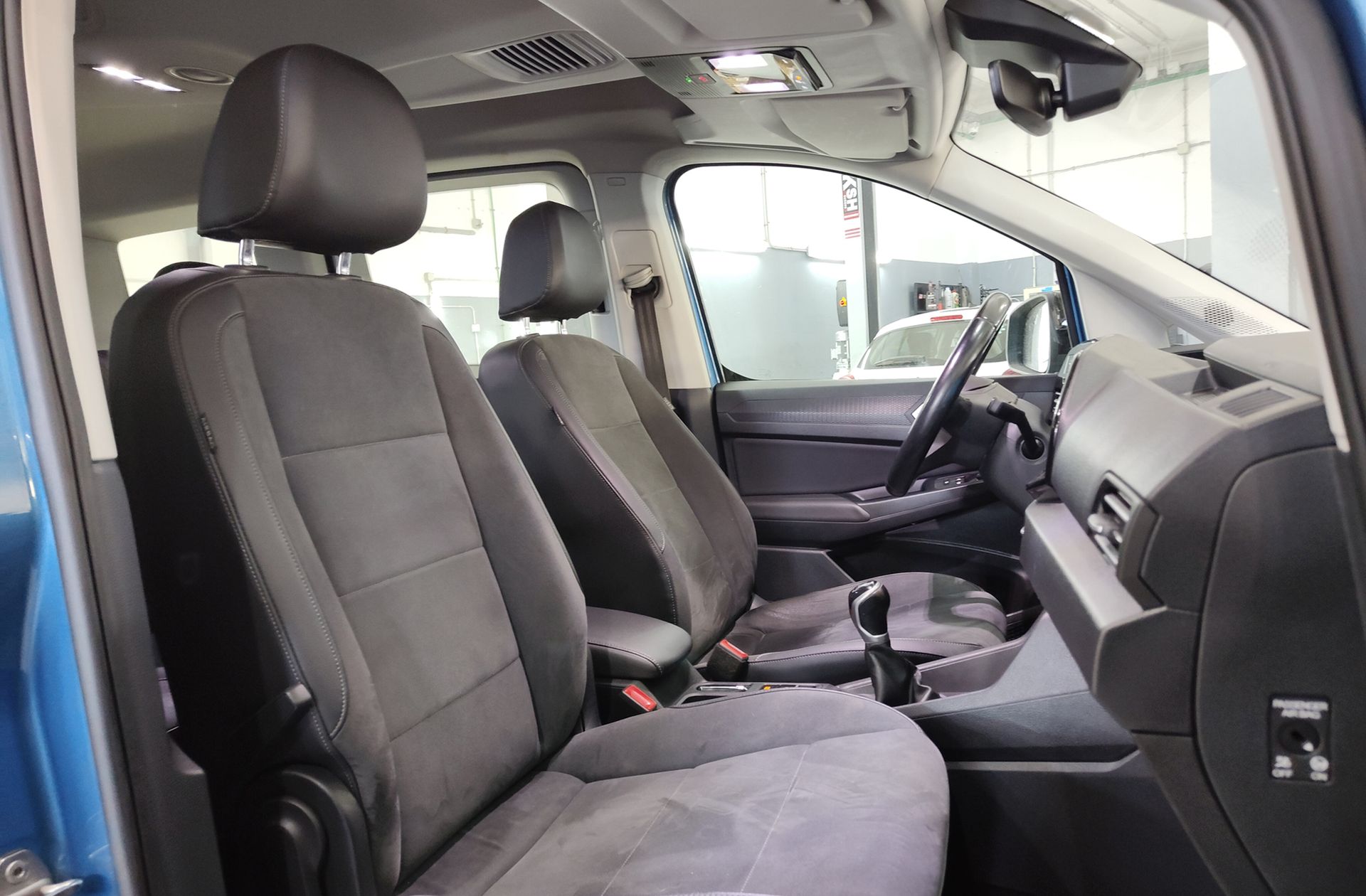 Volkswagen Caddy Life 1.5 TSI - foto 17