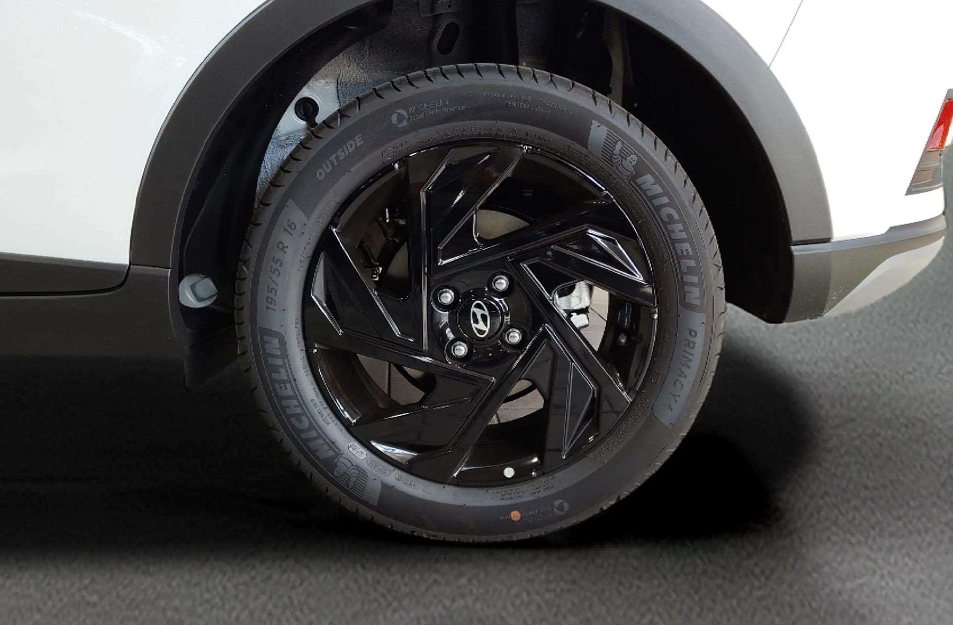 Hyundai Bayon 1.0T Black Line - foto 34